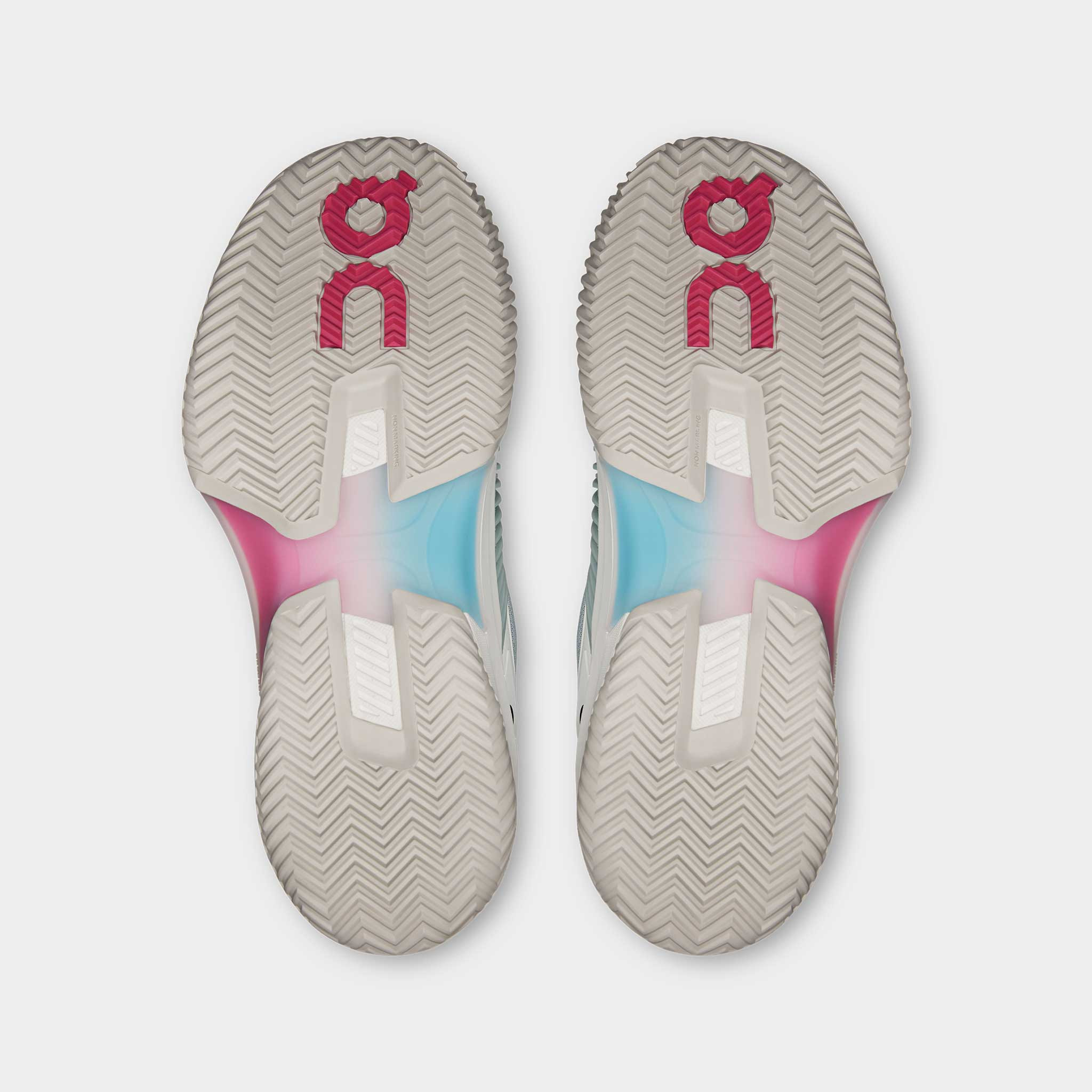 On The Roger Pro Fire Clay Women's Artic/Pink - 4