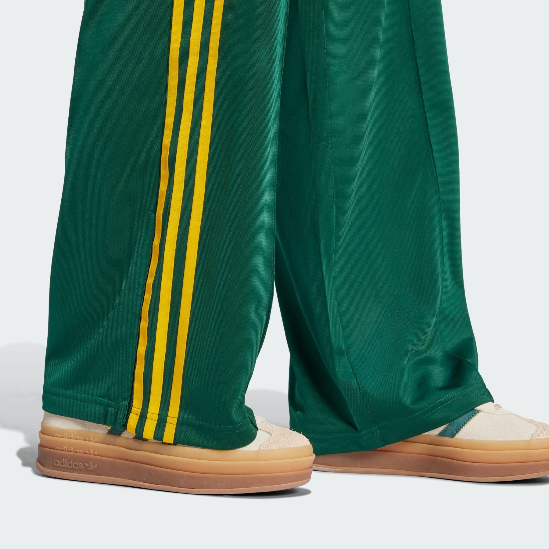 [adidas] Adicolor Classic Firebird Loose Track Pants /追跡付 adidas Adicolor Classic Firebird Loose Track Pants - Black