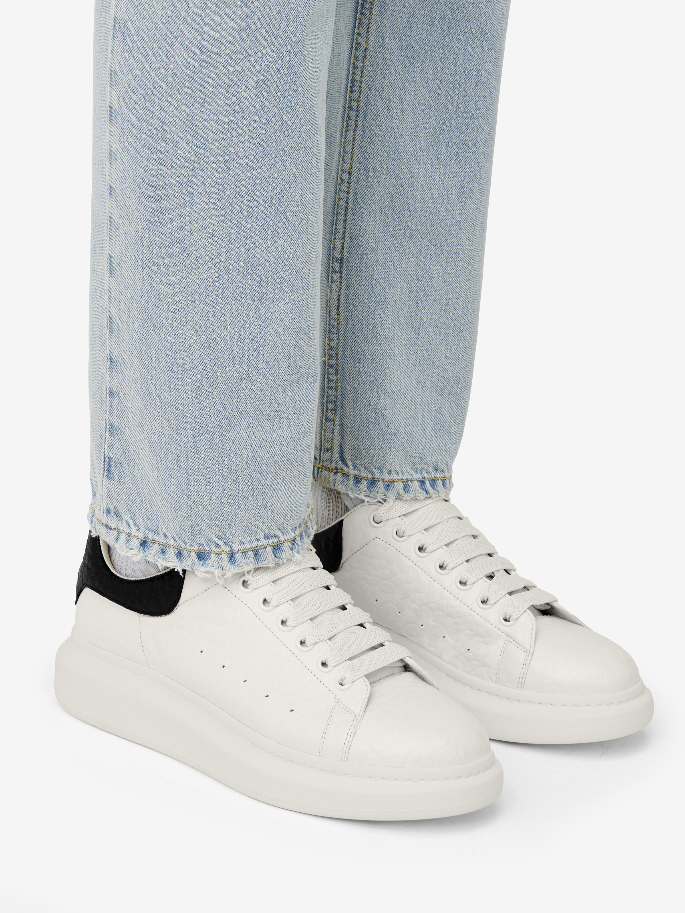 Oversized Sneaker - 2