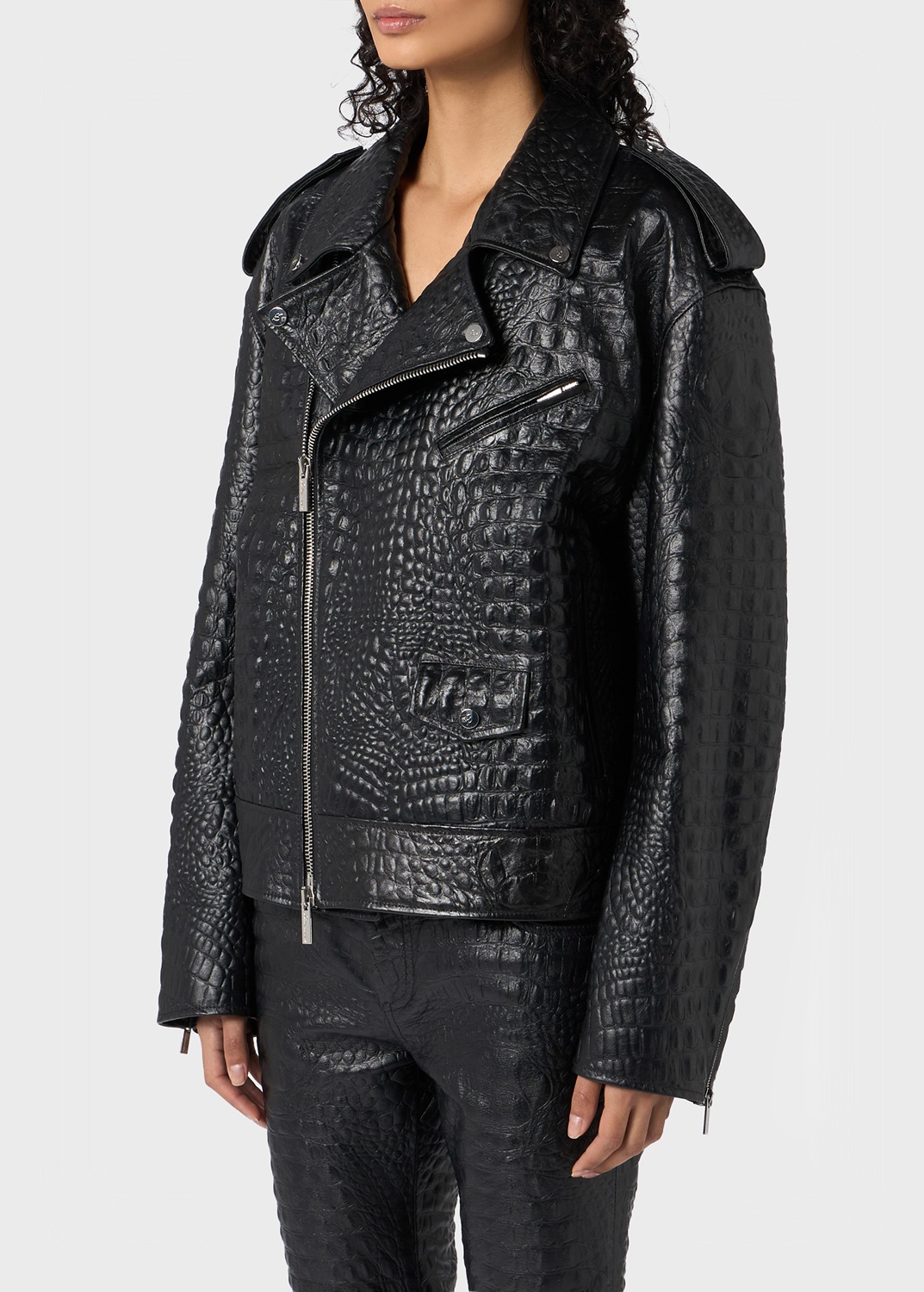 OVERSIZED CROCODILE-EFFECT PRINT LEATHER JACKET - 5