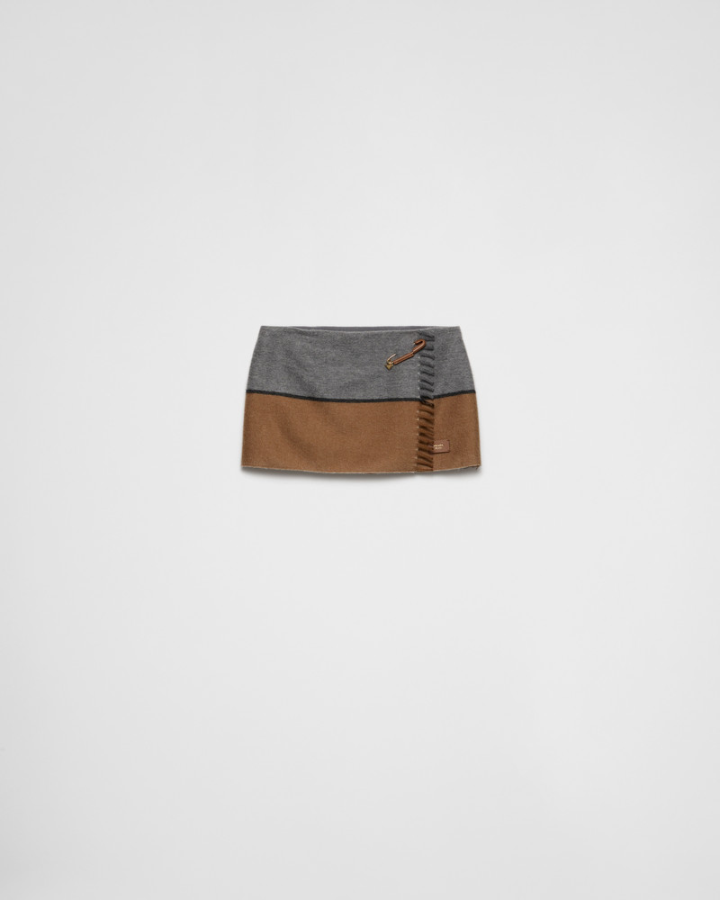 Cashmere miniskirt 1