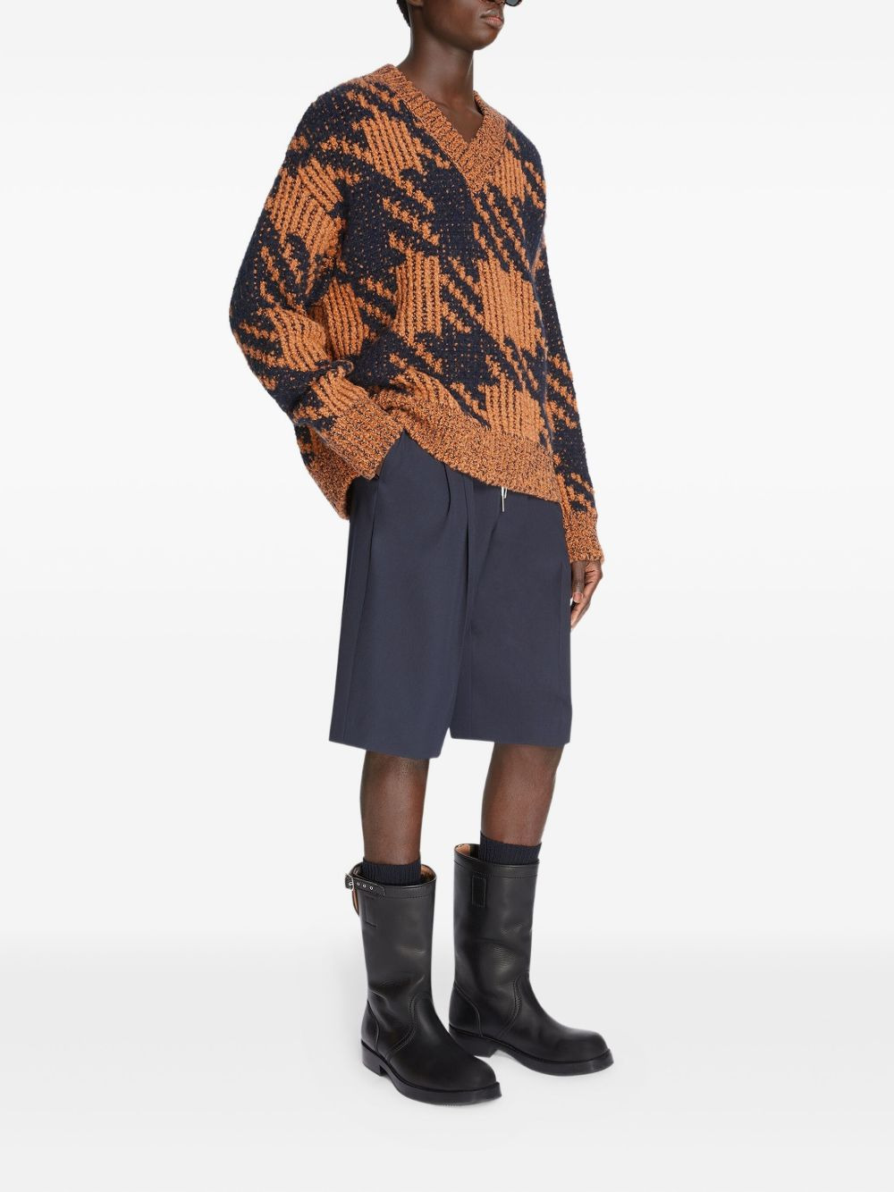 houndstooth v-neck sweater - 3