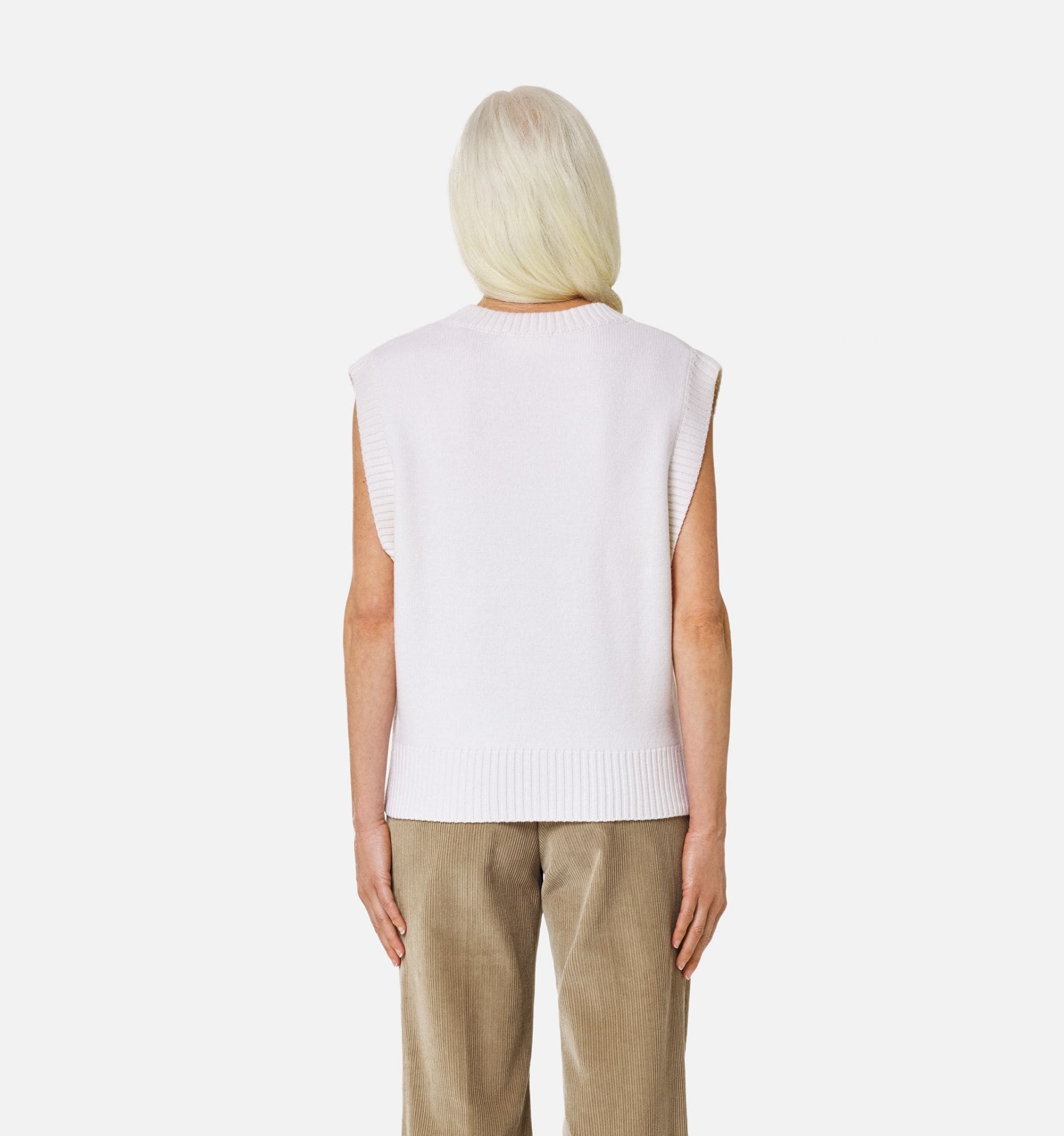 Ami De Coeur Sleeveless Sweater - 7