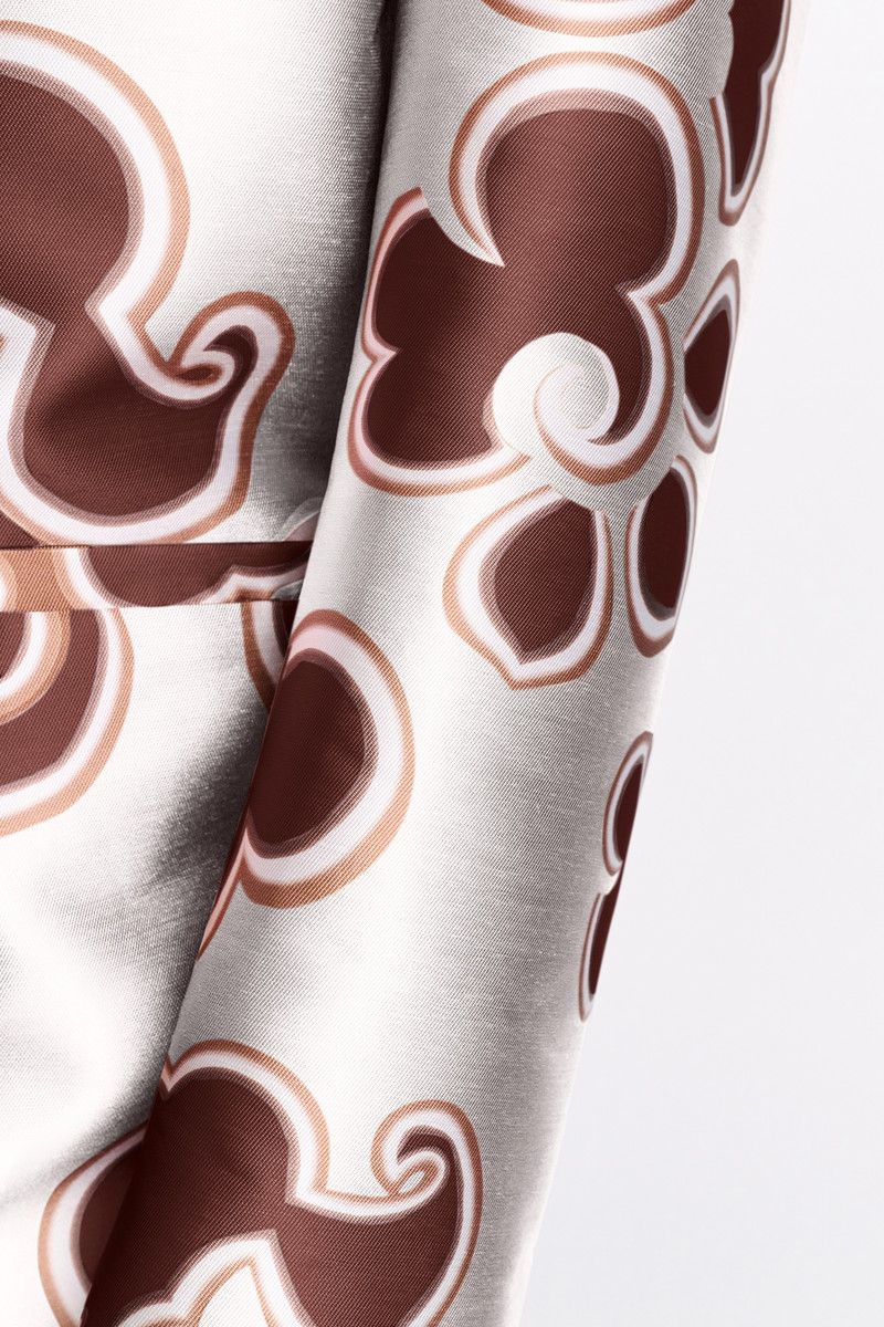 FLORAL STATEMENT coat 6