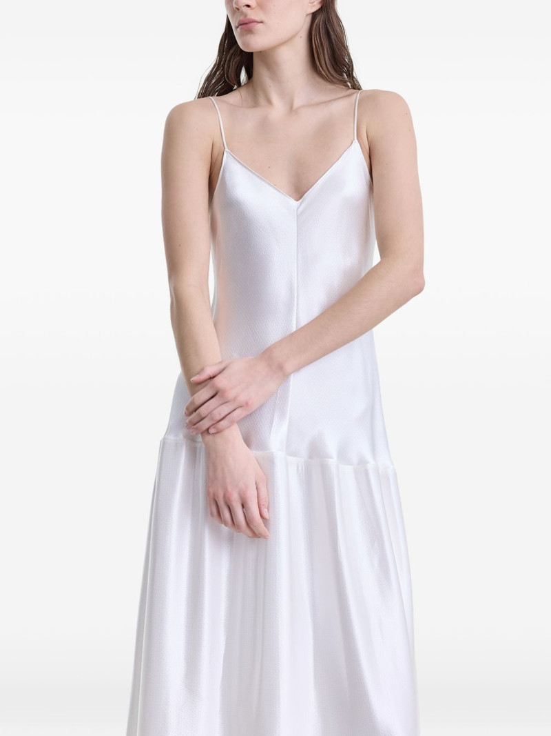Layla V-neck maxi dress 4
