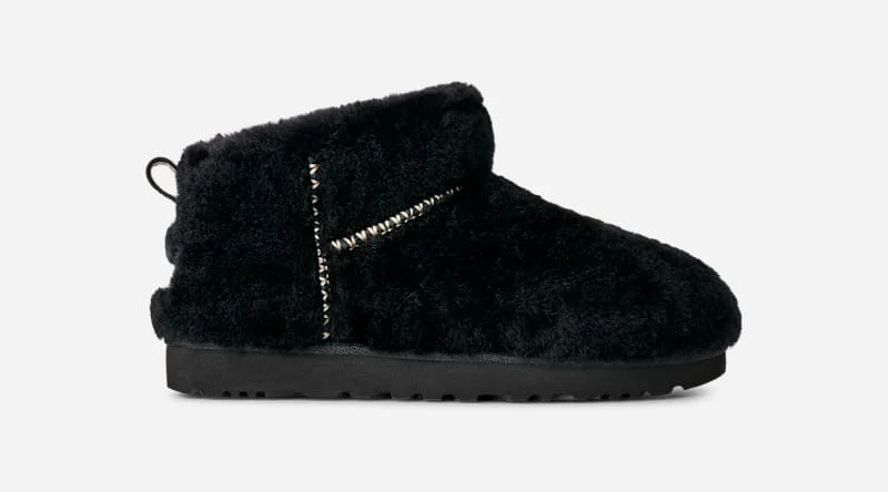 ® Women's Classic Ultra Mini Fluffed Sheepskin in Black - 1