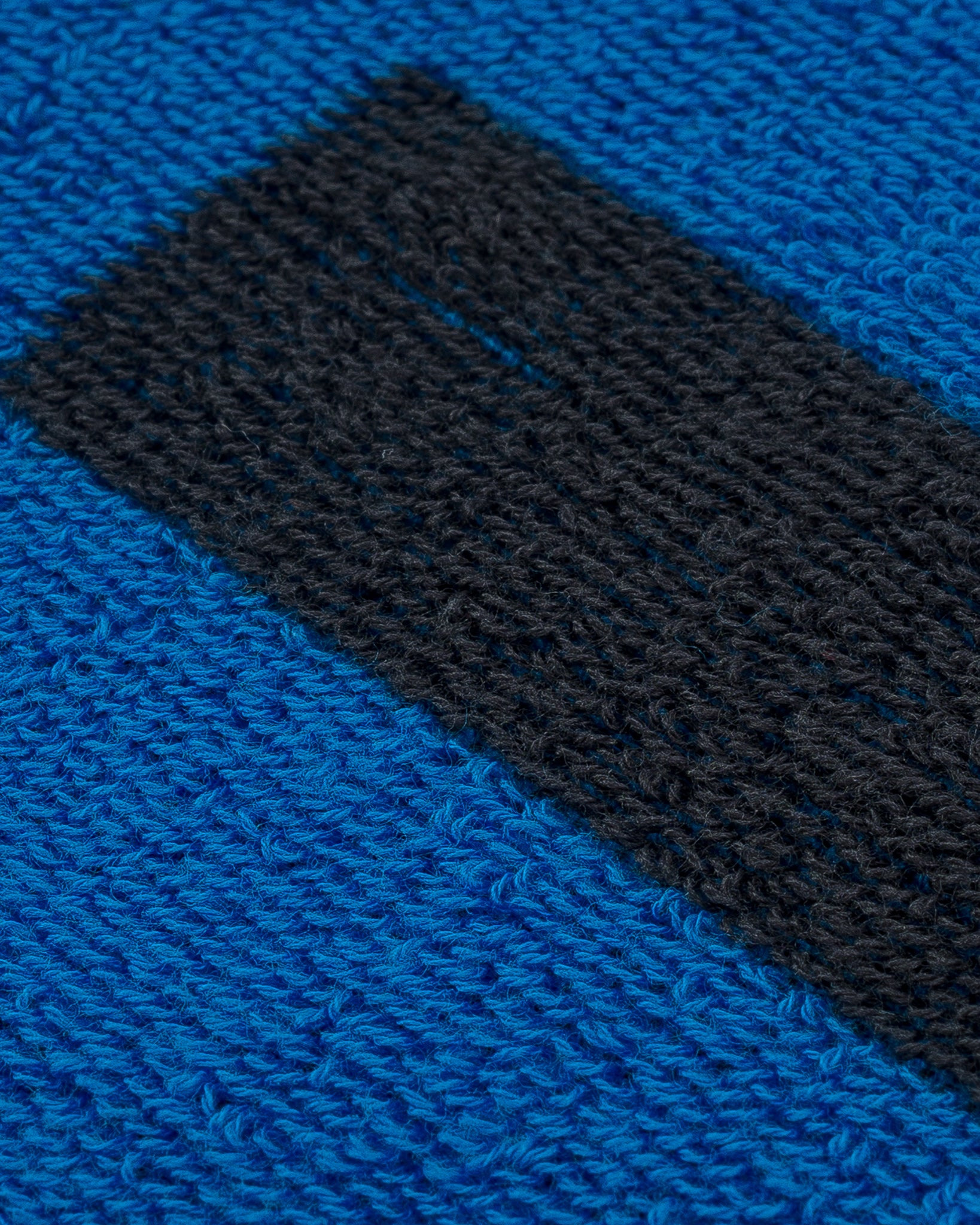 IHG-065-BLUBLK Iron Heart Small Imabari Towel - Blue/Black - 4