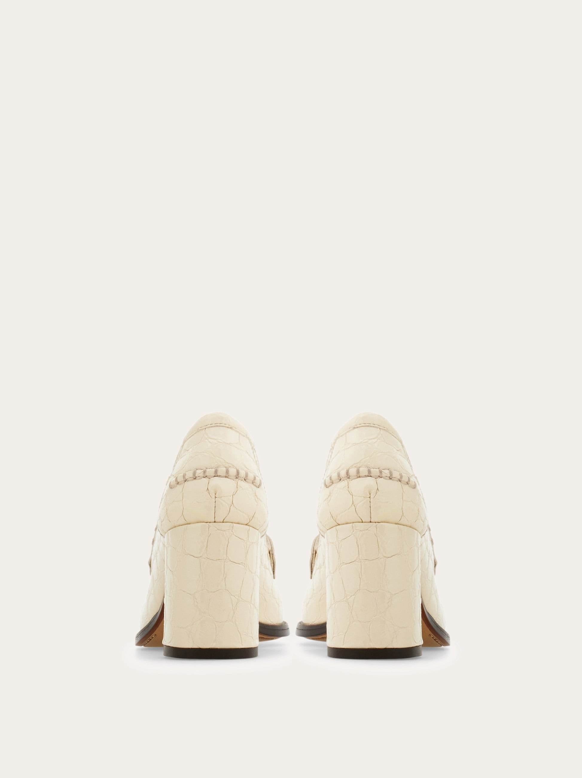 F buckle heeled loafer - 5