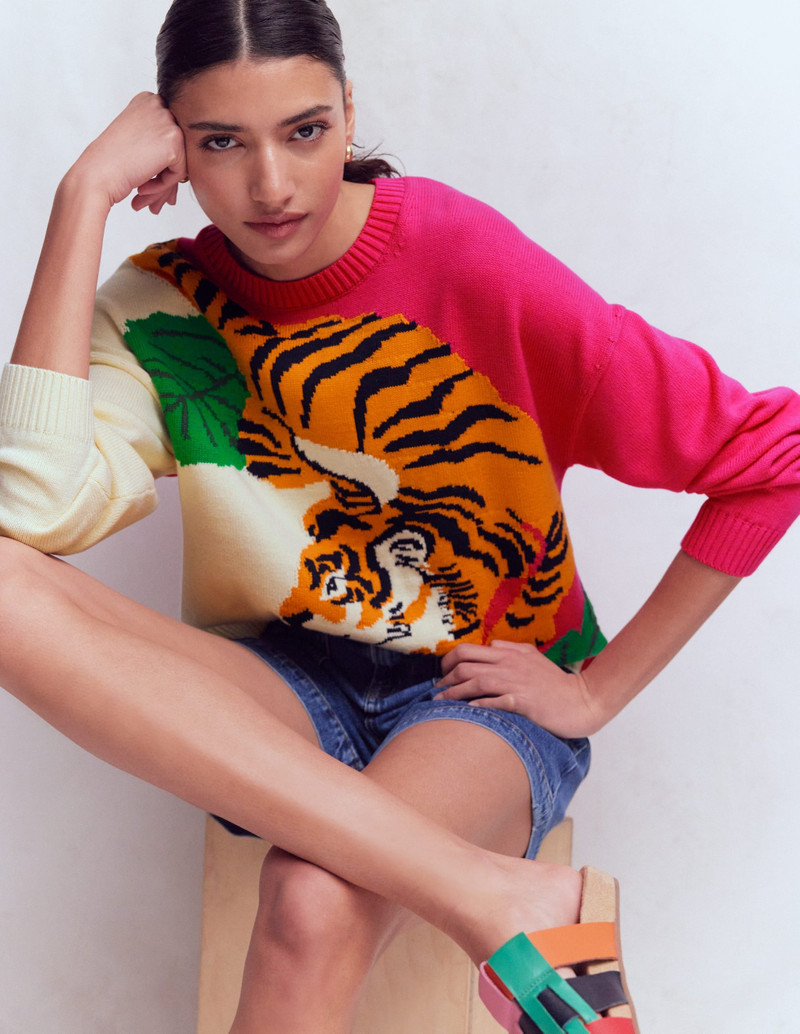 Jacquard Jumper-Warm Ivory and Pink Tiger 3