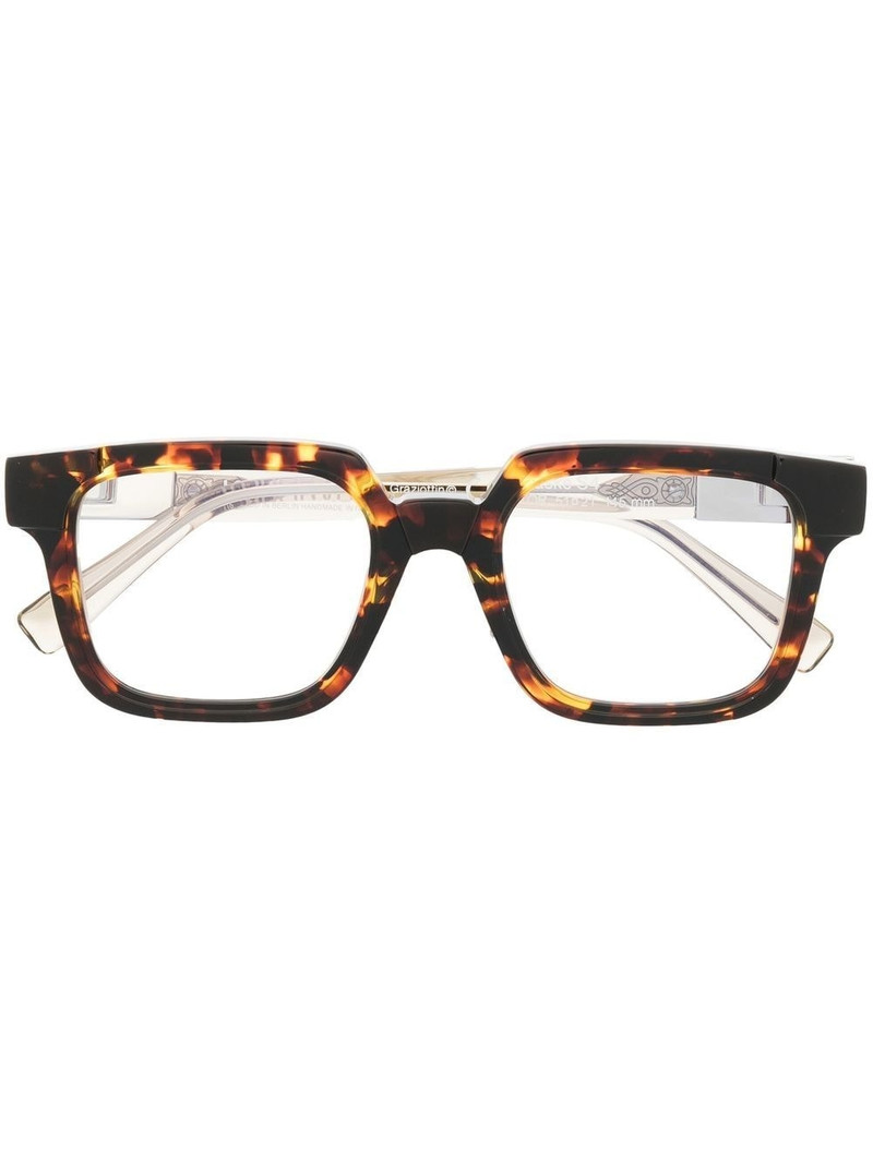 square-frame glasses 1