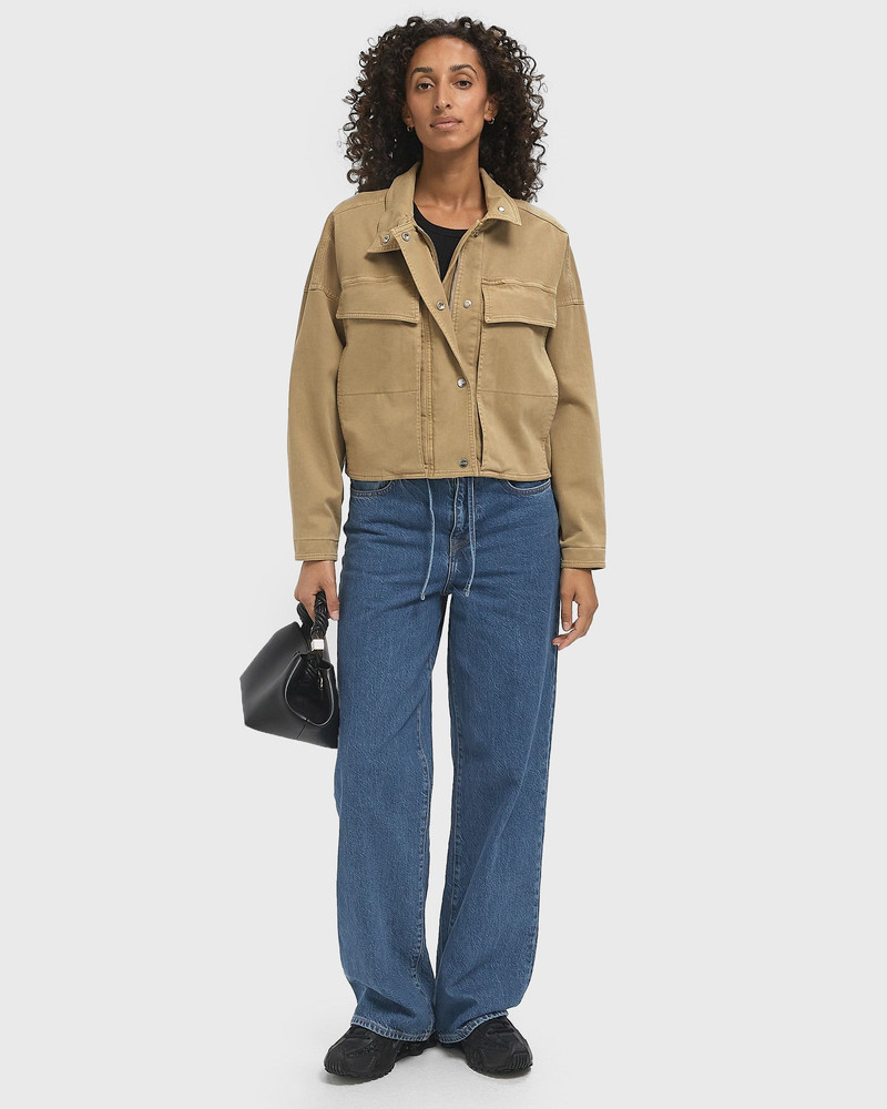 CLOSED SIGNATURE JACKET outlook