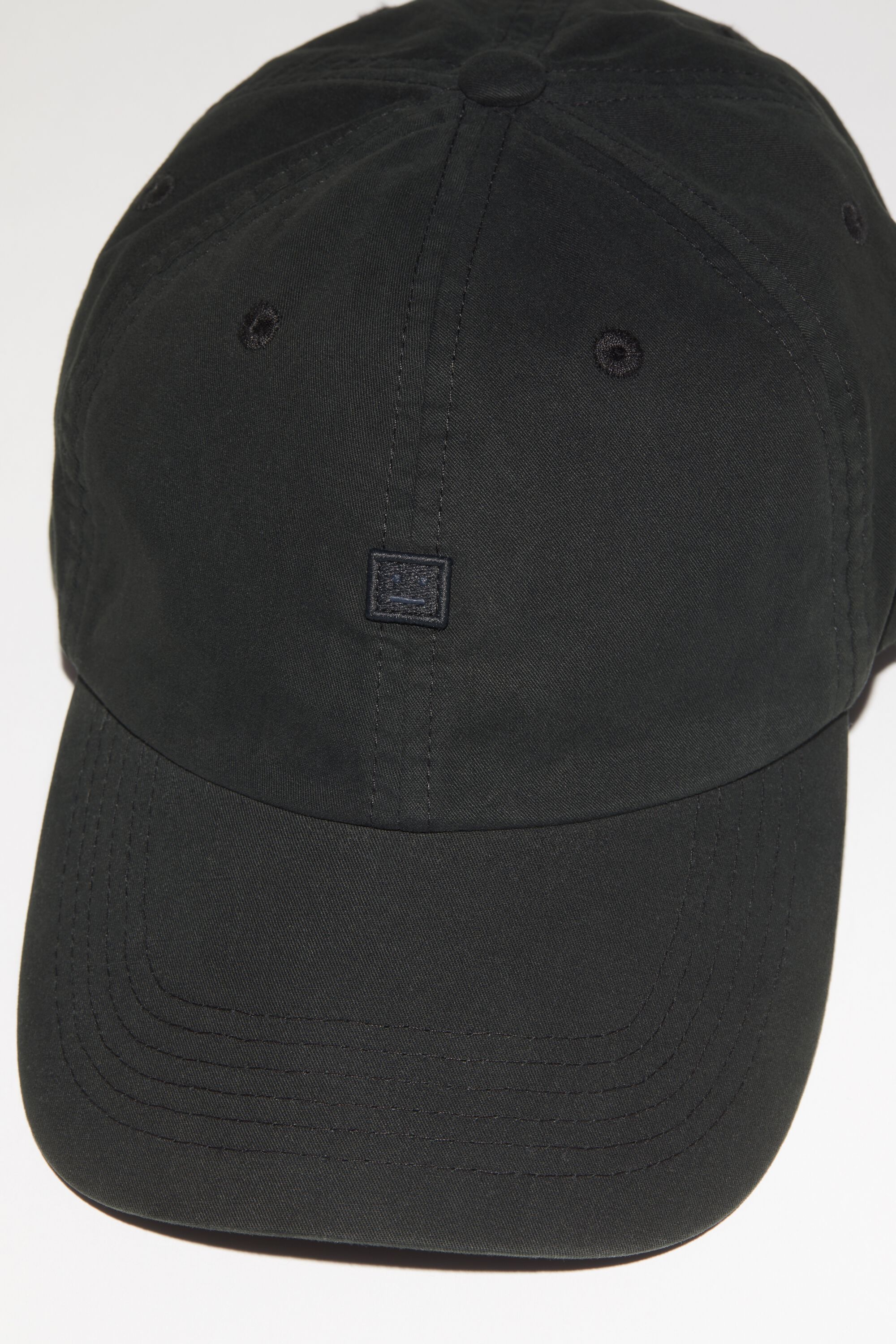 Micro Face patch cap - Black - 4