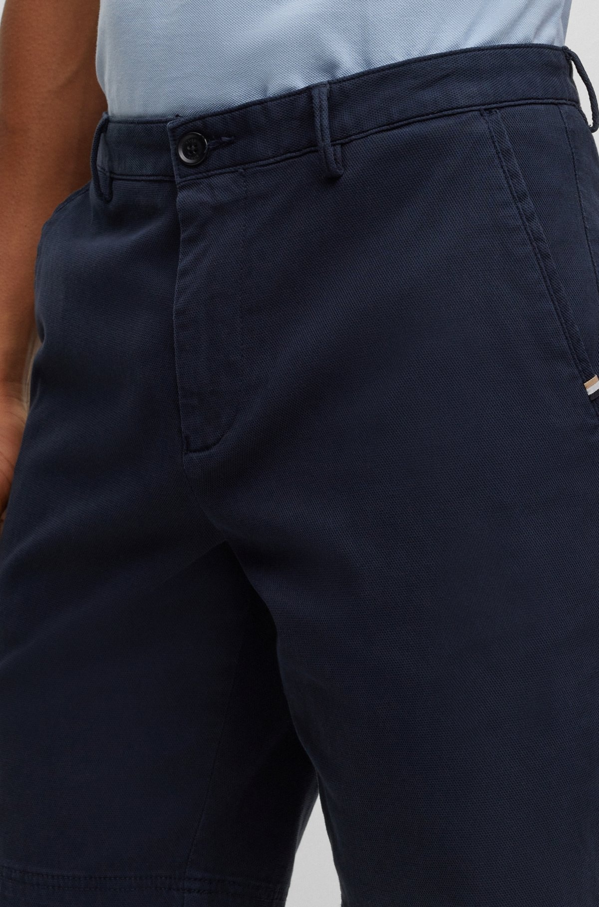 SLIM-FIT SHORTS IN A COTTON BLEND - 5
