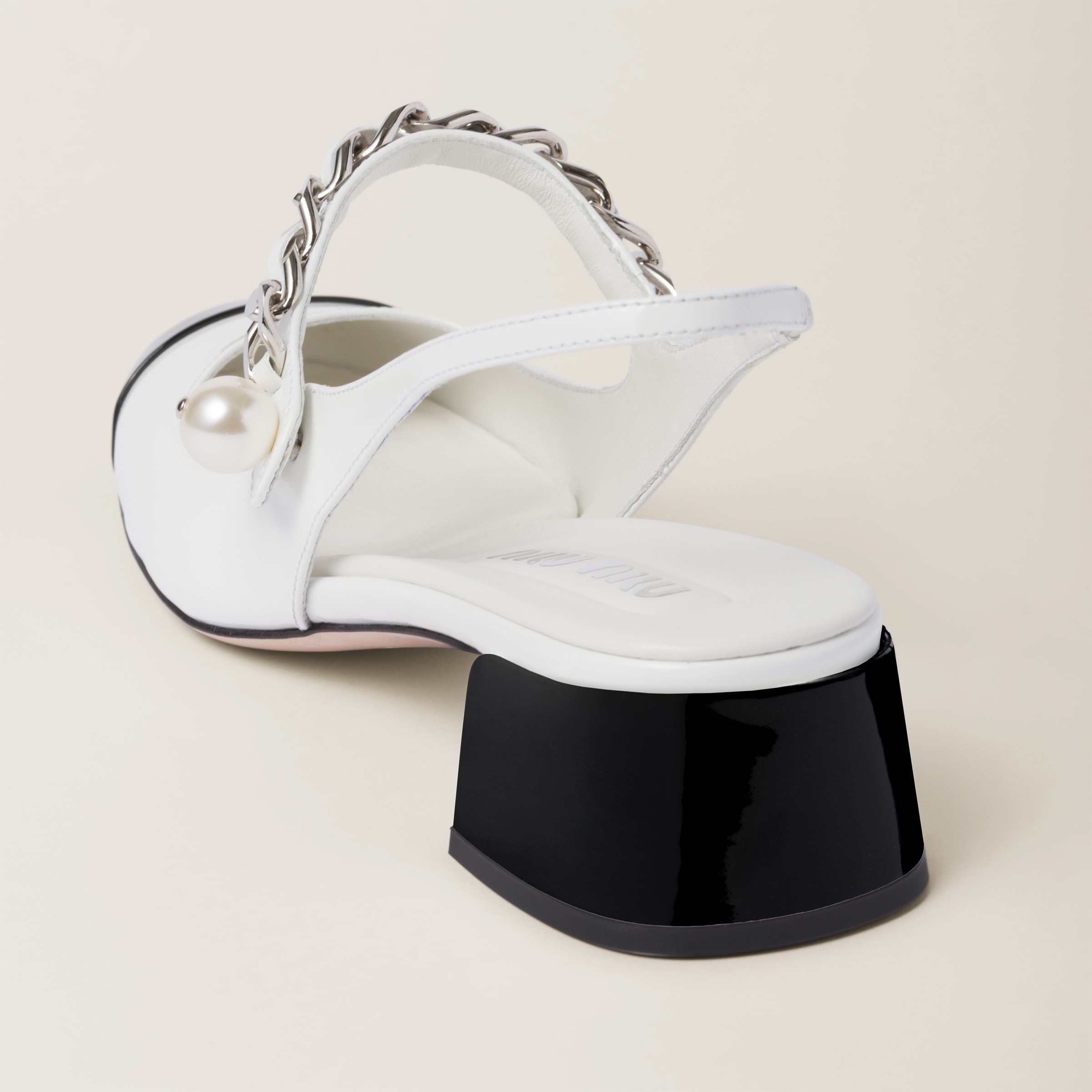 Two-tone patent leather slingback pumps - 3