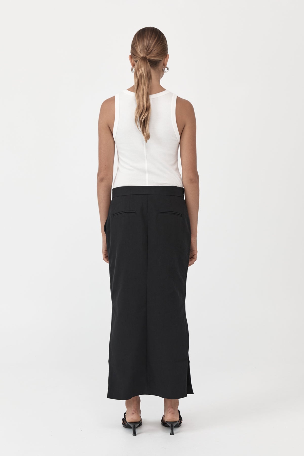 Low waisted Tailored Skirt - Black - 3