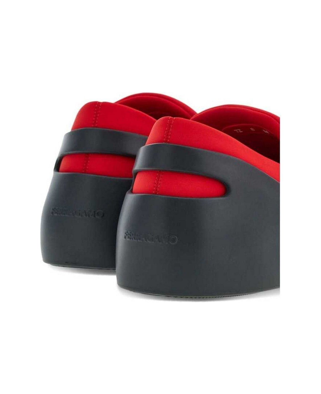Round-toe Slip-on Loafers - 4