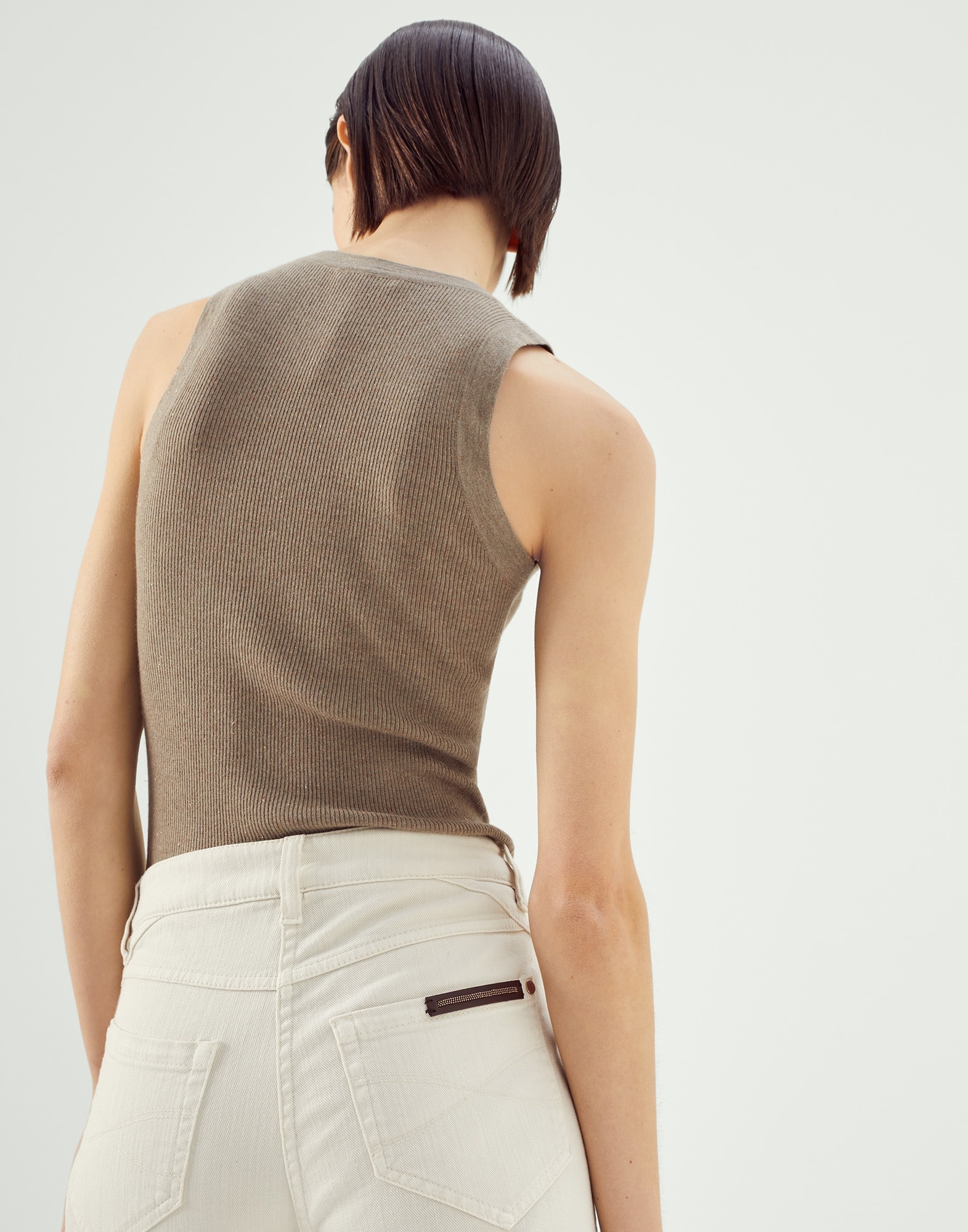 Stretch dyed denim five-pocket trousers with shiny leather tab - 3