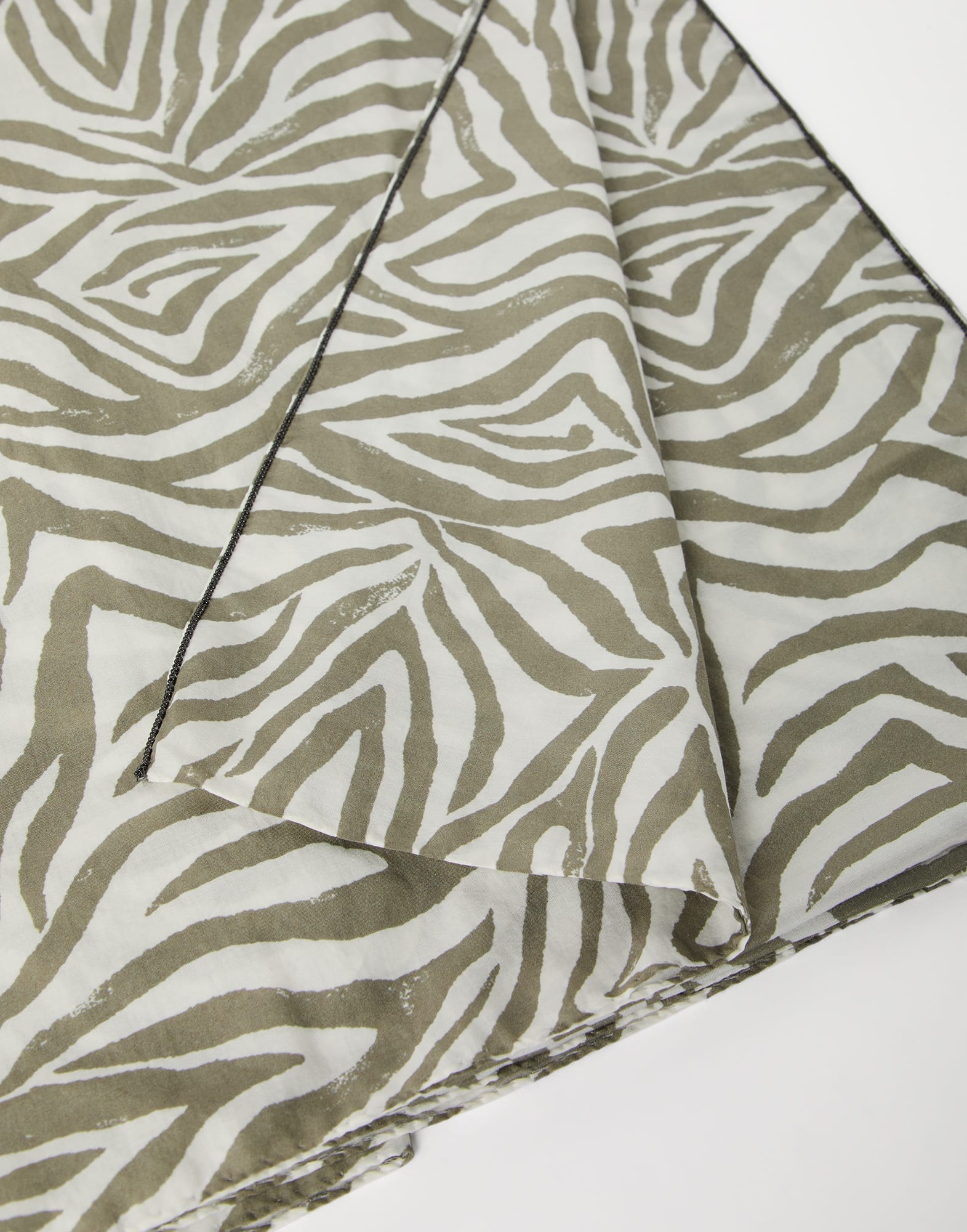 Cotton and silk ethnic print poplin sarong with monili - 2