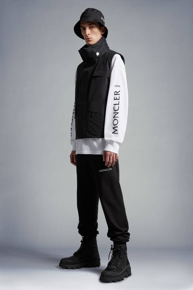 Moncler Vanil Down Vest outlook