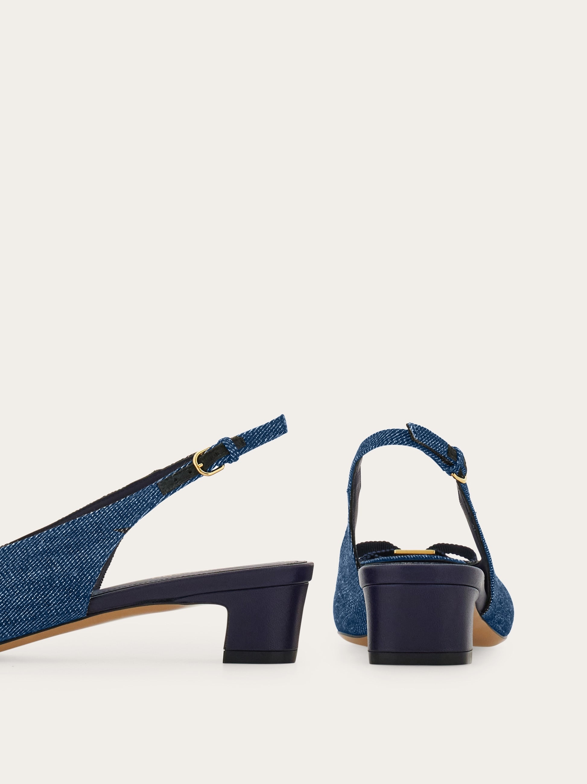 Iconic bow slingback pump - 7