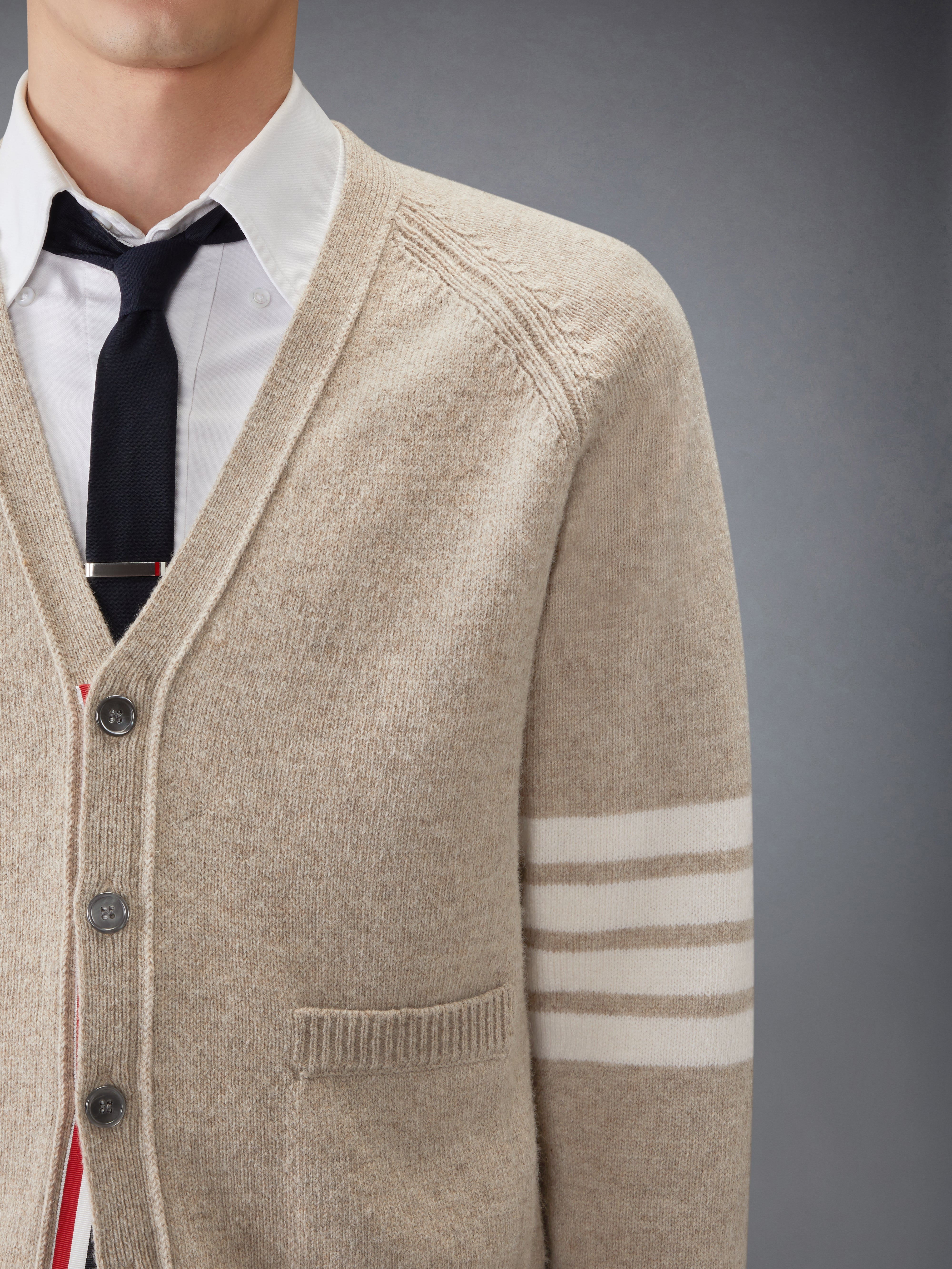 SHETLAND WOOL 4-BAR RELAXED FIT V NECK CARDIGAN - 6