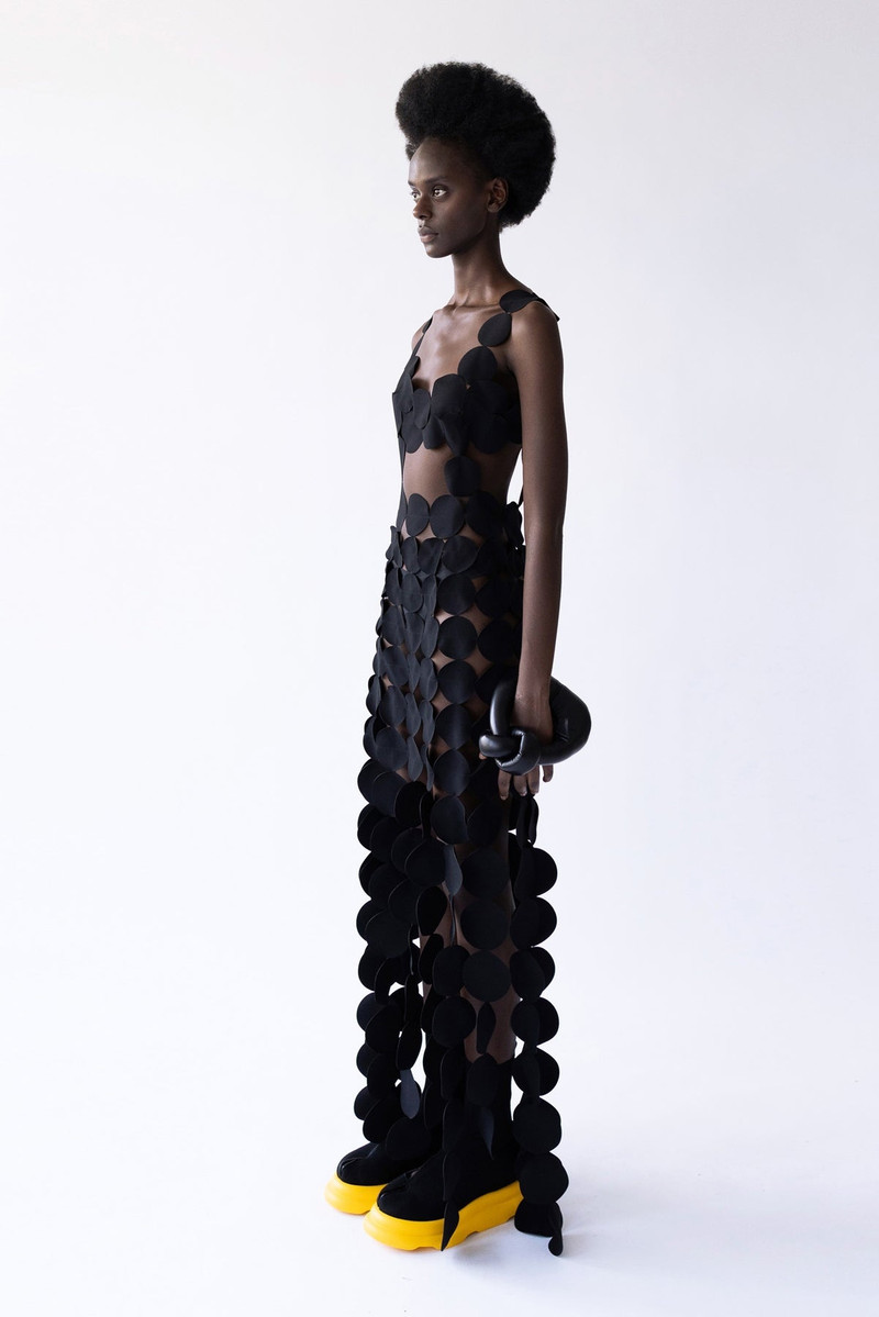 MULTI CIRCLE ASYMMETRIC DRESS BLACK 2