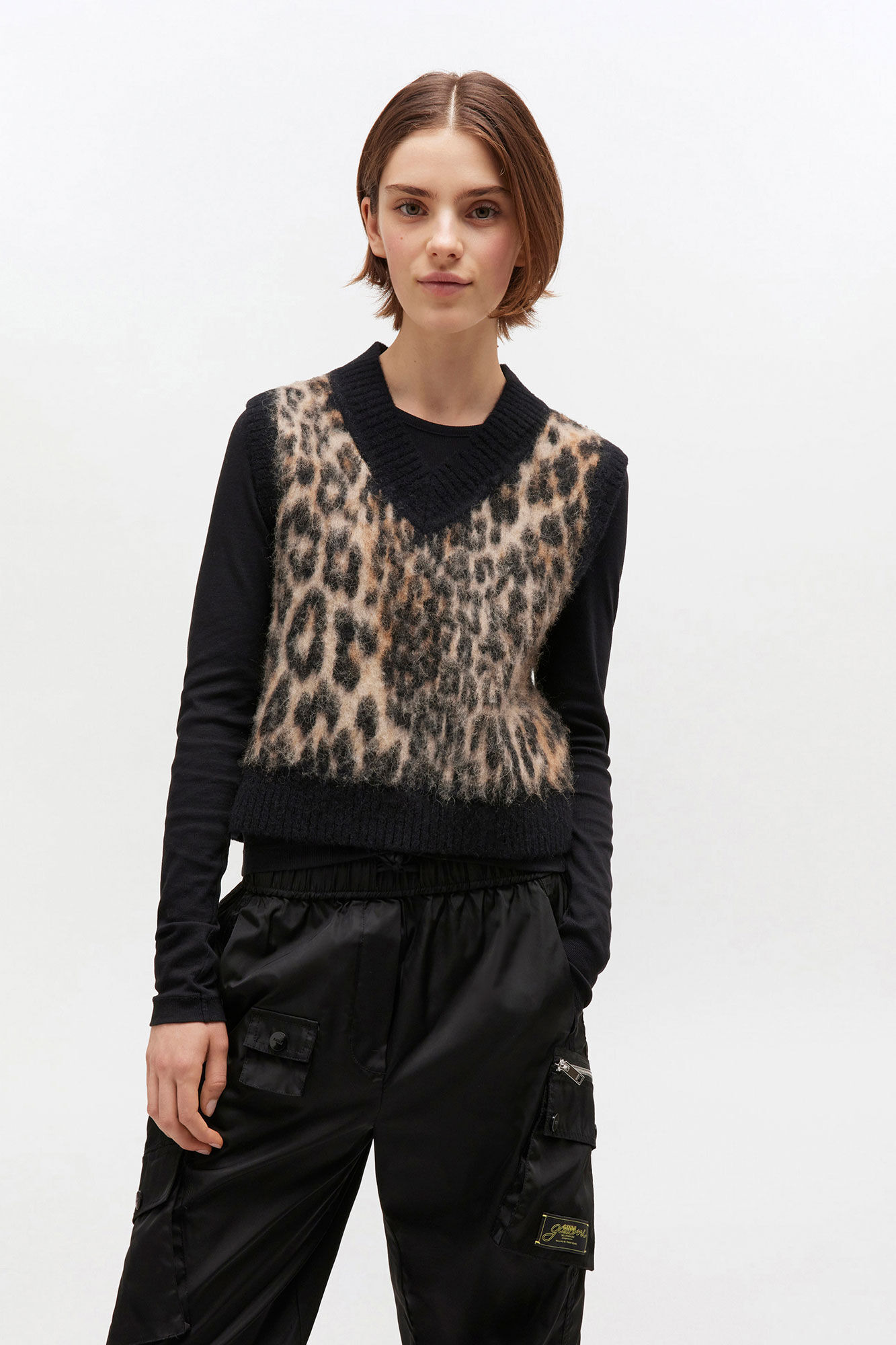 LEOPARD V-NECK VEST - 2