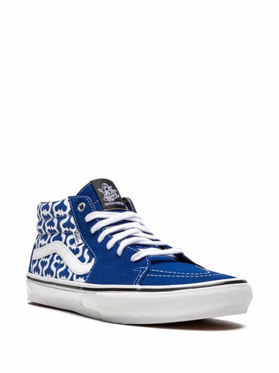 Vans x Supreme Grosso Mid sneakers outlook