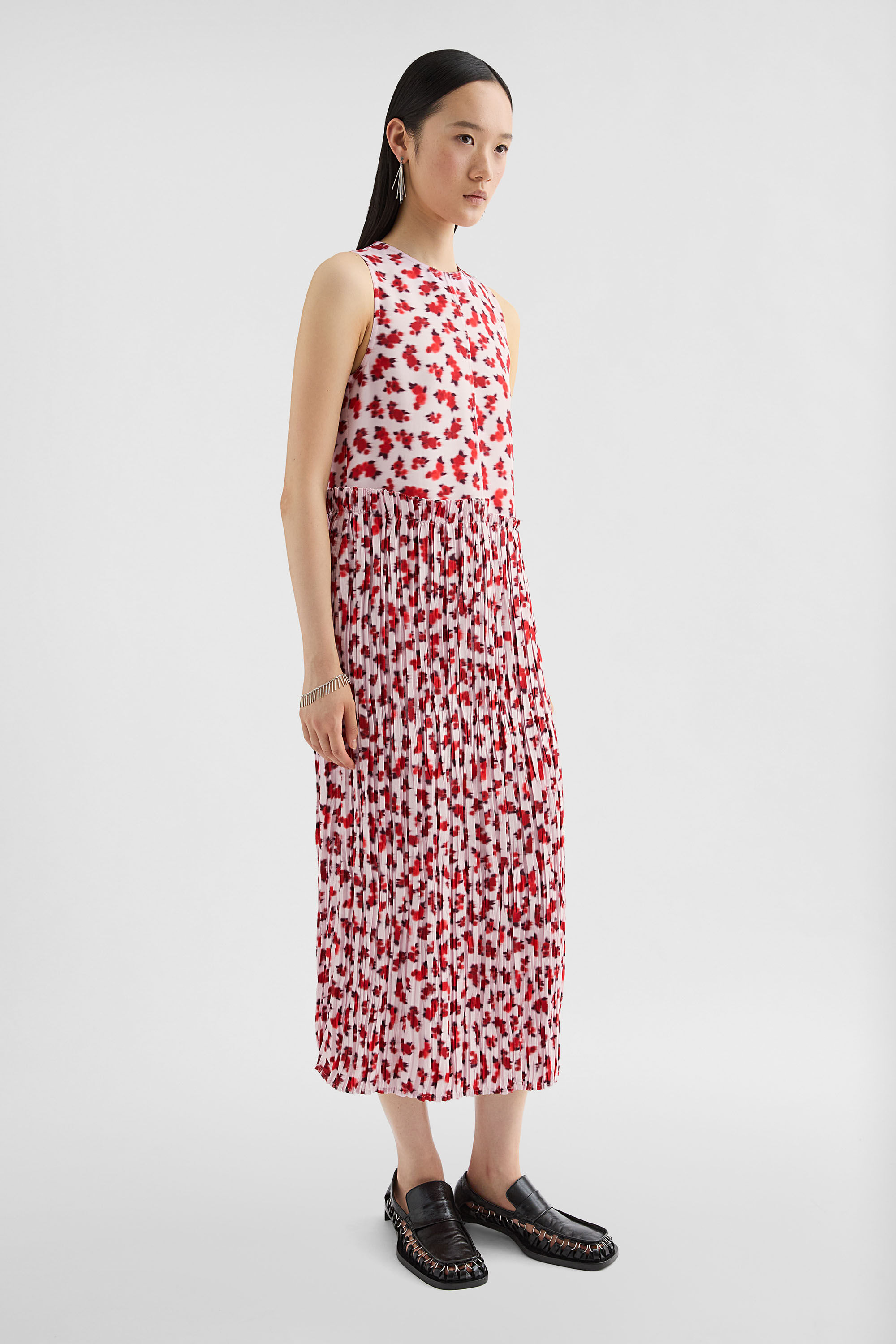 Fluid Viscose Printed Dress - 4
