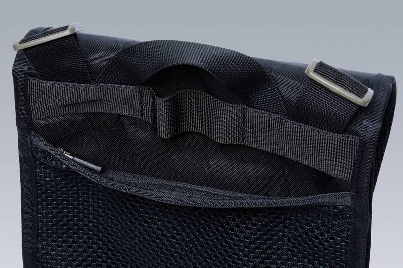 3A-2 Interops Kompressionstasche Black 8