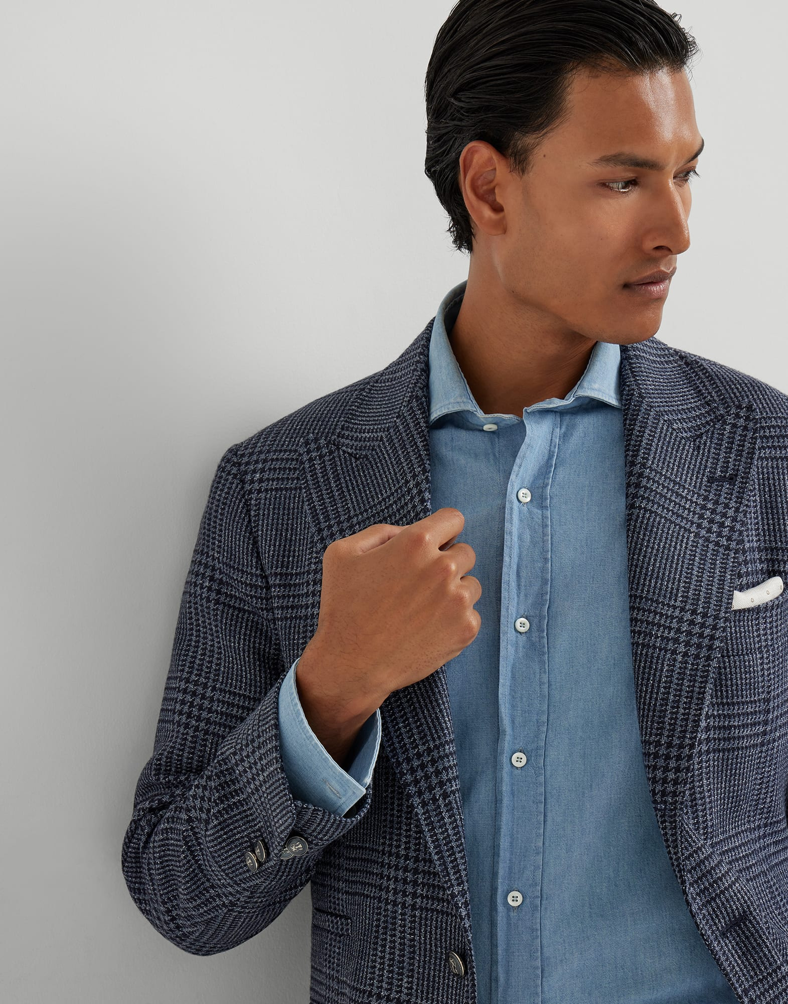 Wool, alpaca and silk Prince of Wales deconstructed blazer with large peak lapels and metal buttons - 3