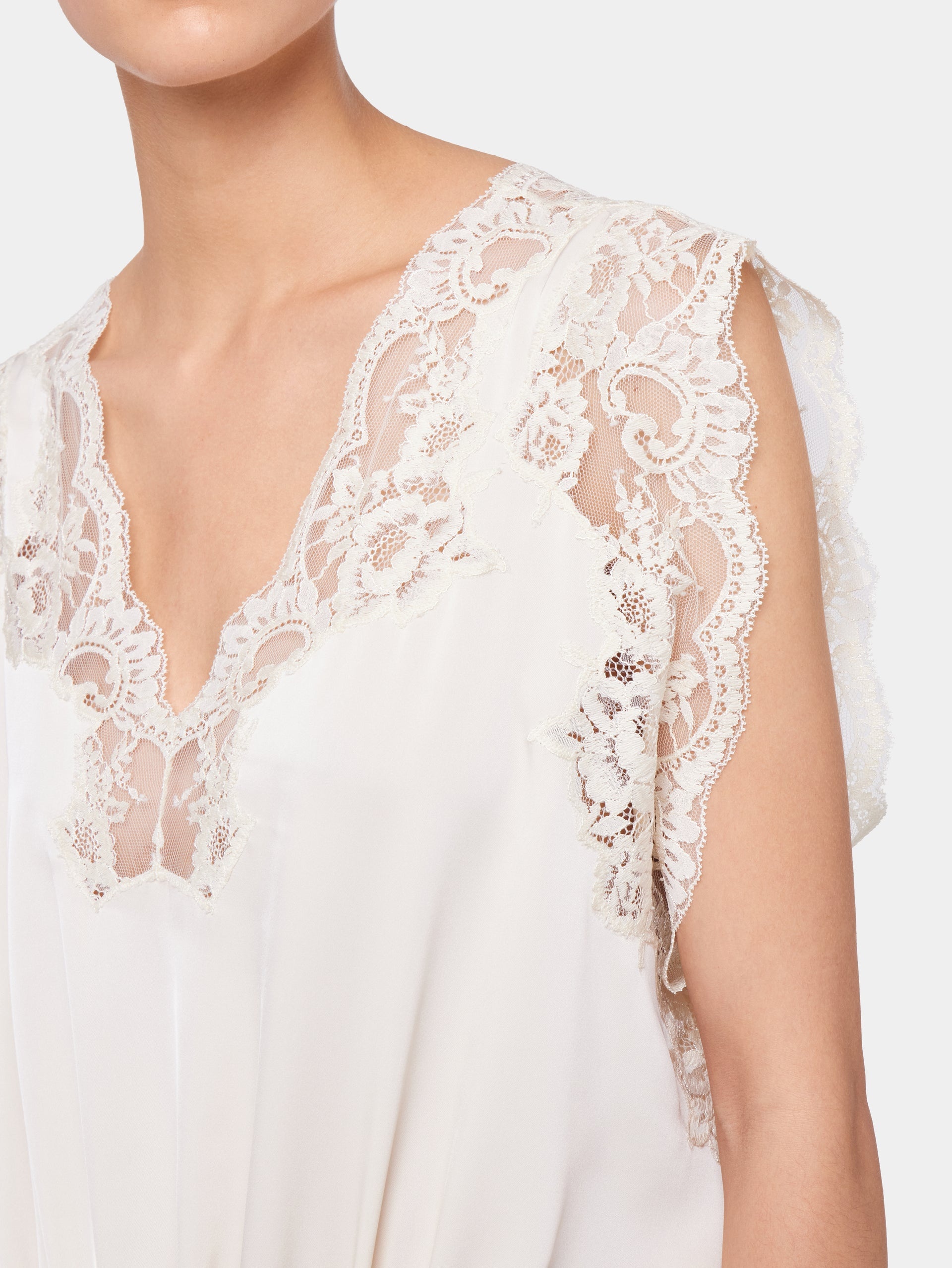 CHAMPAGNE LONG DRESS IN LACE AND SATIN - 4