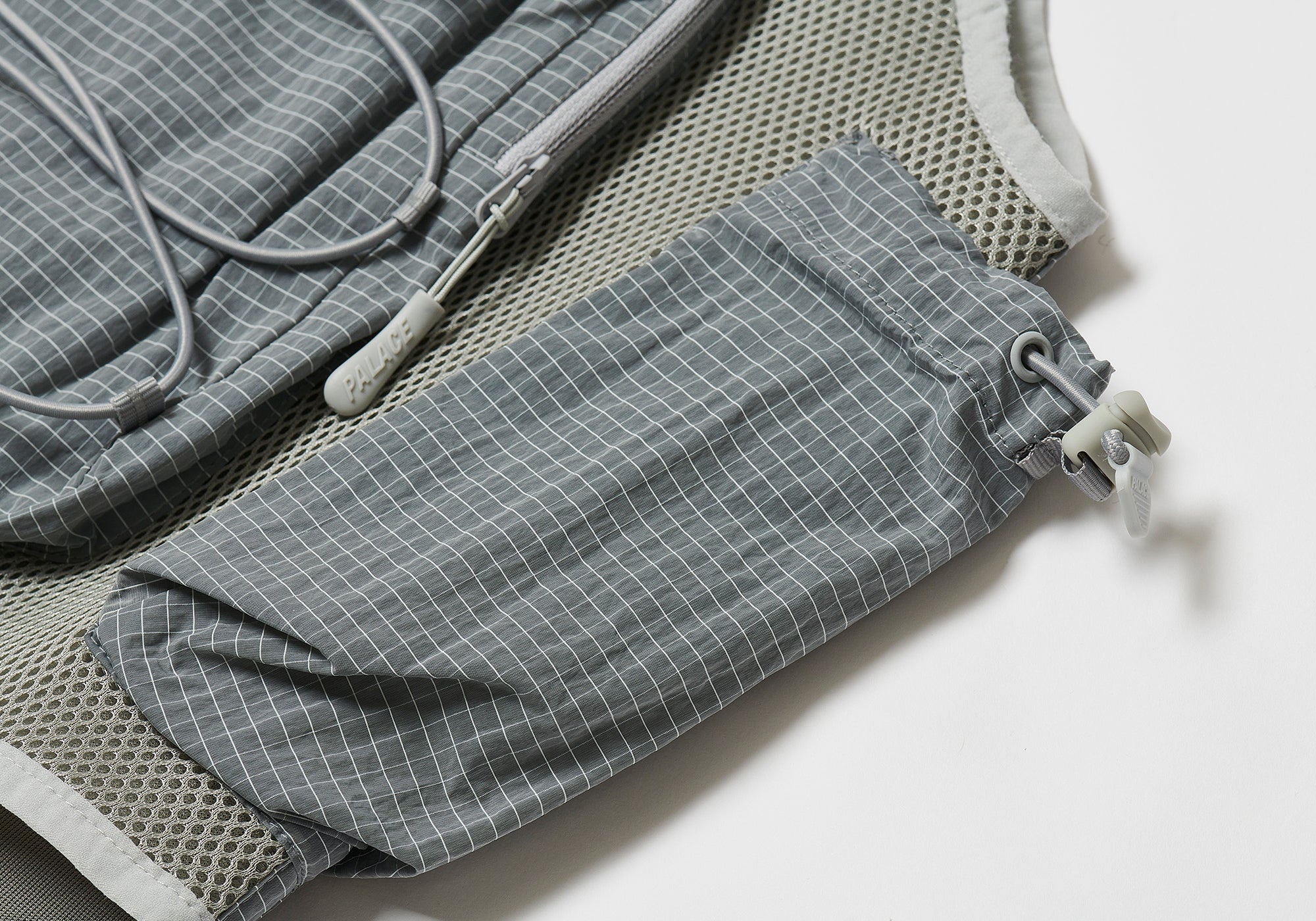 PALACE HYDRO VEST GREY | REVERSIBLE