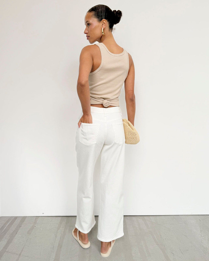 Splendid Straight Ankle Jean outlook