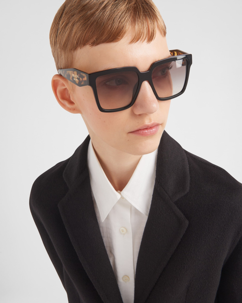 Prada Sunglasses with Prada logo outlook