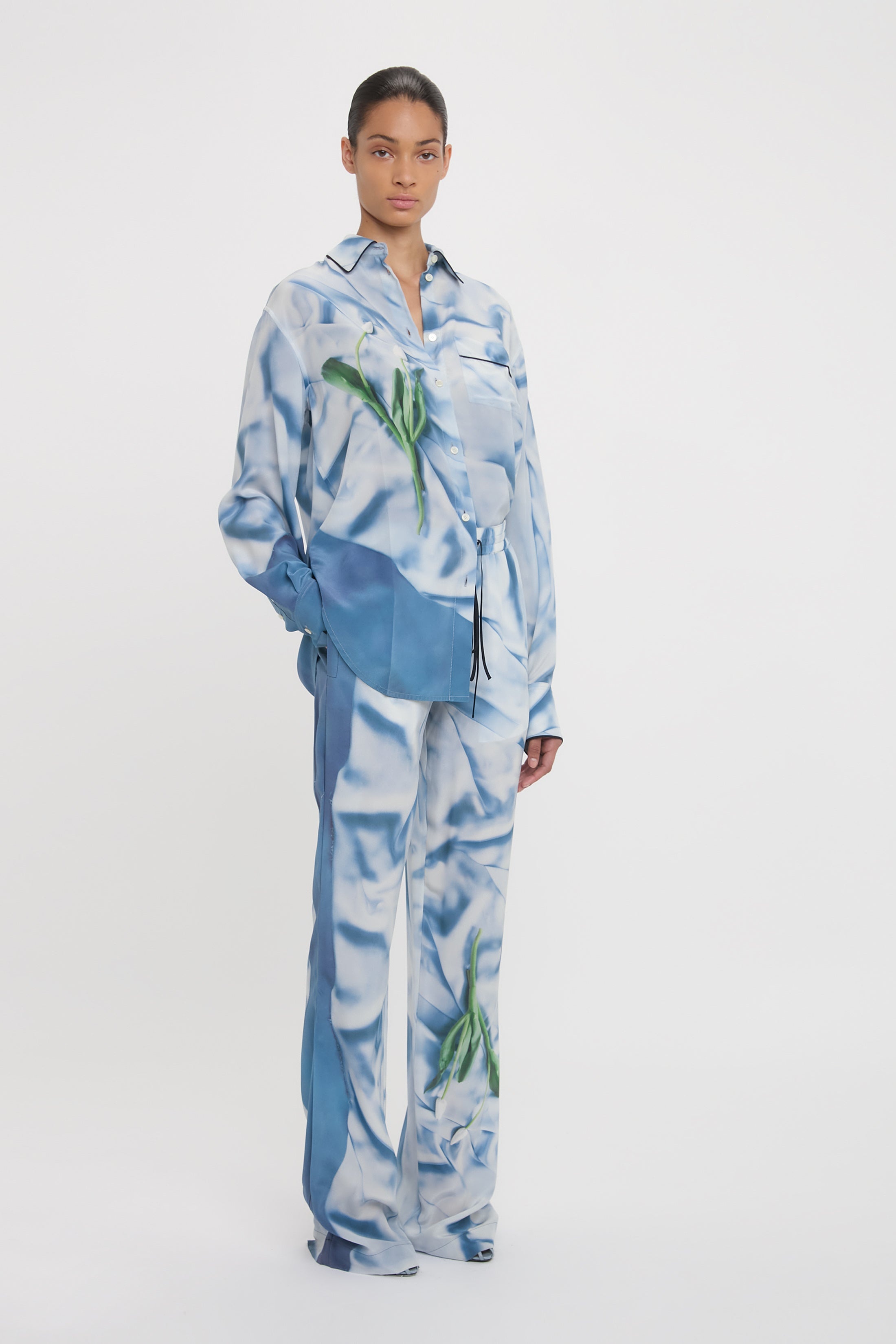 Pleat Detail Pyjama Trouser In Ice Blue Satin Flowers - 3