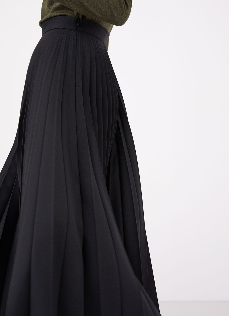 Sunspel Pleated Skirt outlook