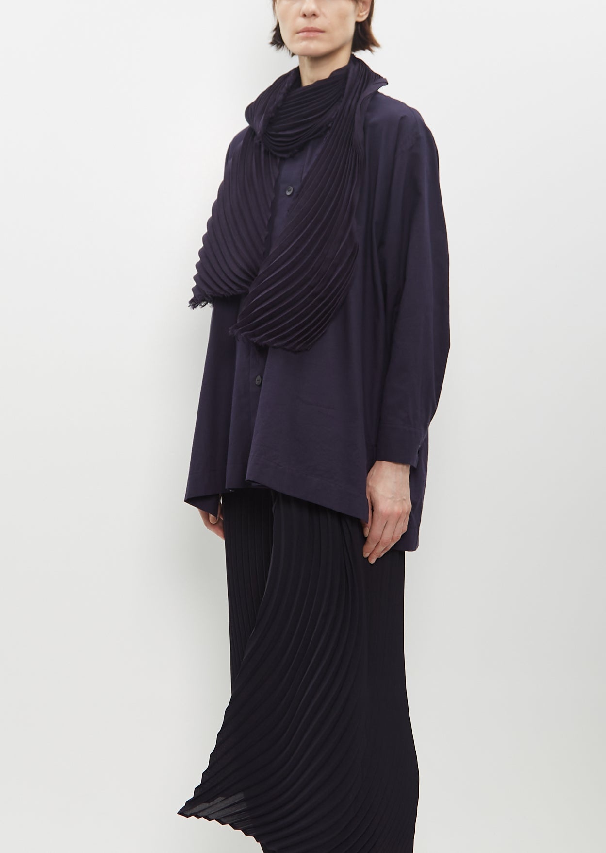 【送料&関税込】Issey Miyake Large Blue Silk Wool Stole ISSEY MIYAKE Silk Wool Pleats Stole | lagarconne | REVERSIBLE