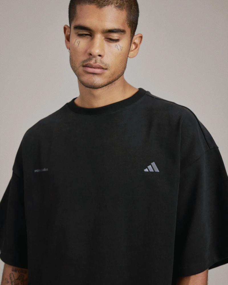 UNIFORM OVERSIZED T-SHIRT BLACK 6