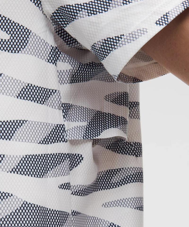 Ventilated Short-Sleeve Tennis Shirt 6