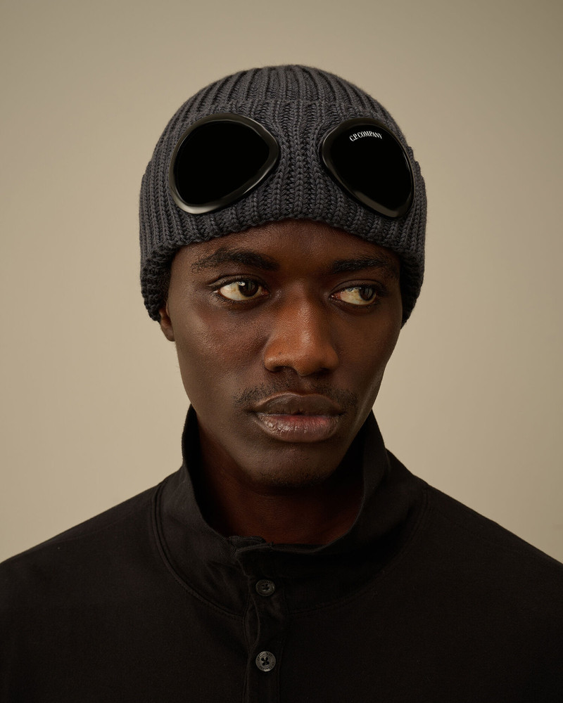C.P. Company Extrafine Merino Wool Goggle Beanie outlook