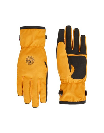 Stone Island 92429 GLOVES SOFT SHELL-R_e.dye® TECHNOLOGY IN RECYCLED POLYESTER WITH POLARTEC® LINING RUST outlook