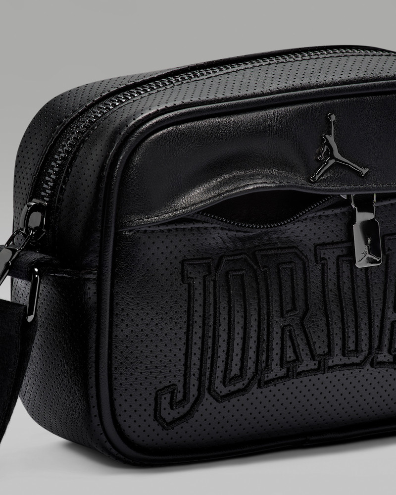 Jordan Perforated Camera Bag (1.6L) 5