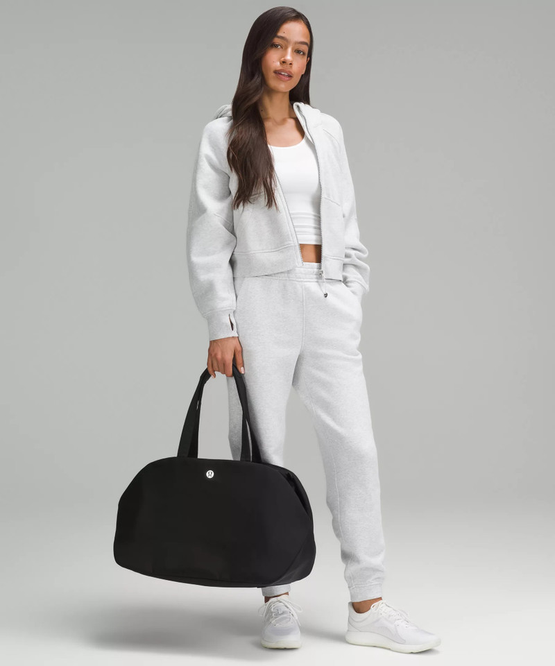 lululemon City Essentials Bag 25L outlook