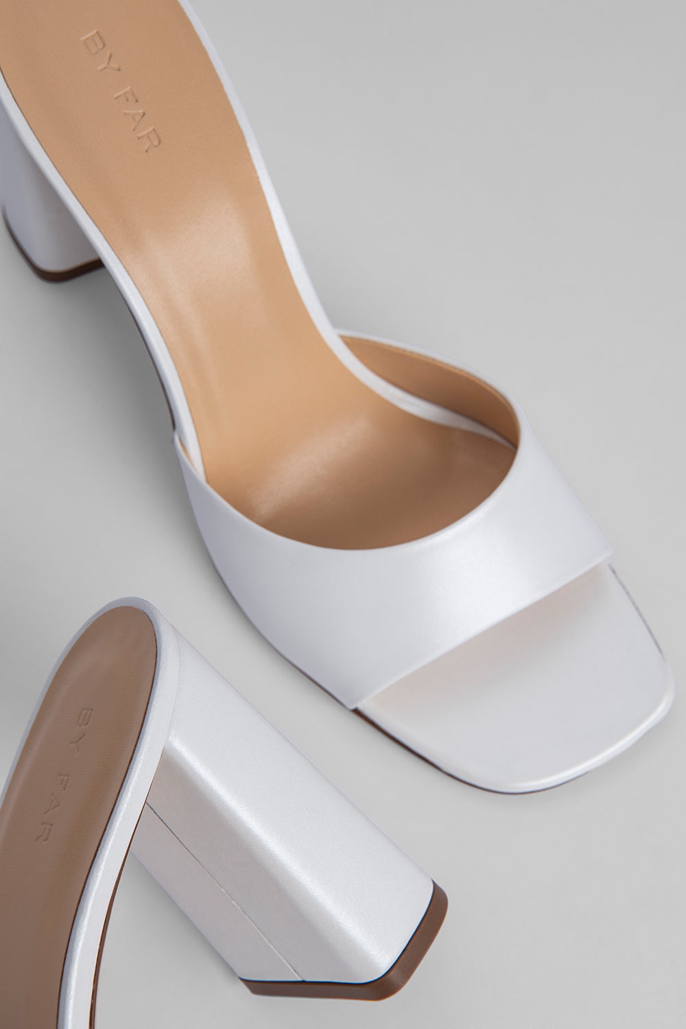 Juju White Pearl Shine Leather - 3