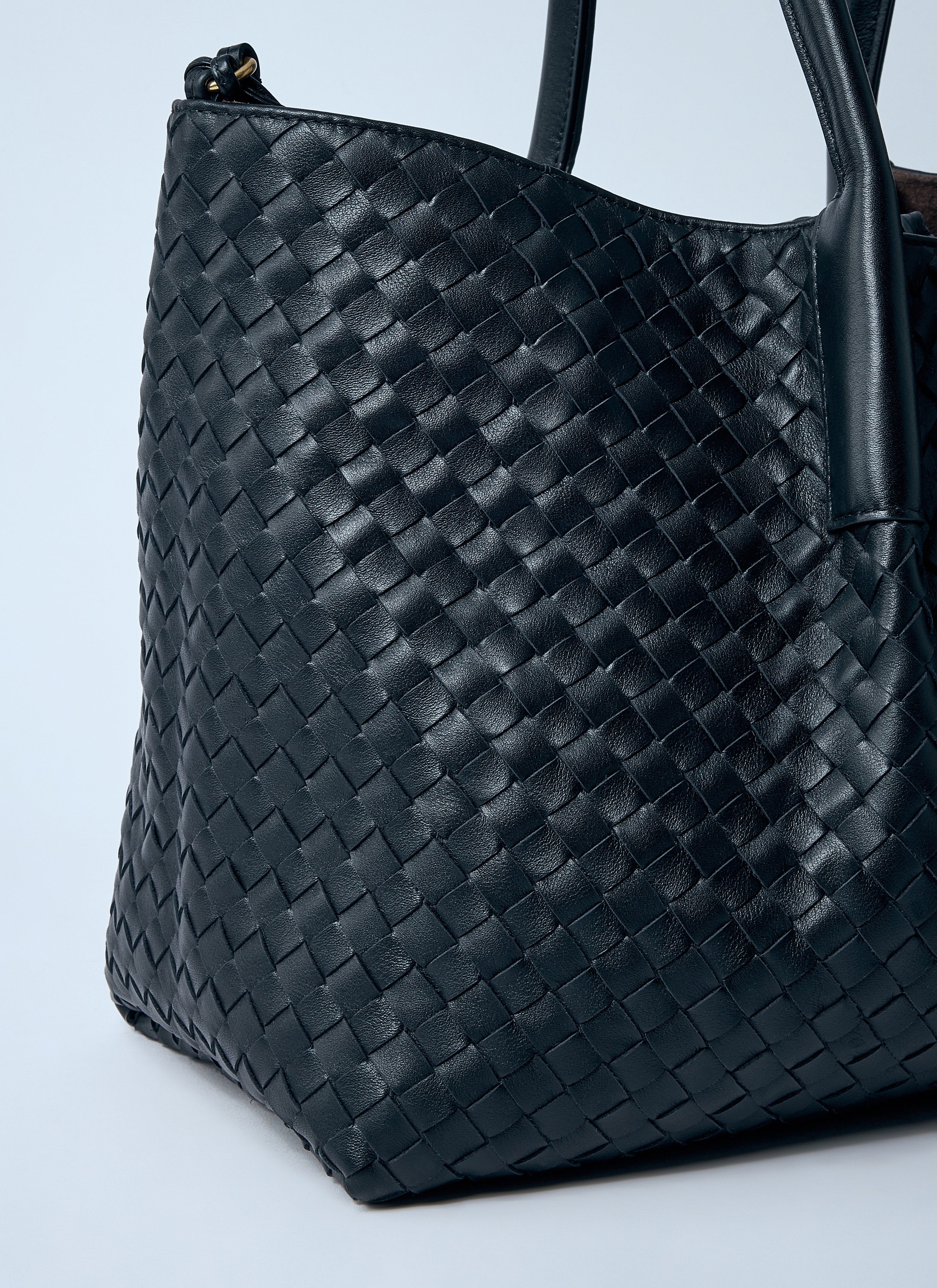 関税なし 送料無料 Leather Pinacoteca Shopping Bag Bottega Veneta Medium Pinacoteca Handbag | lncc | REVERSIBLE