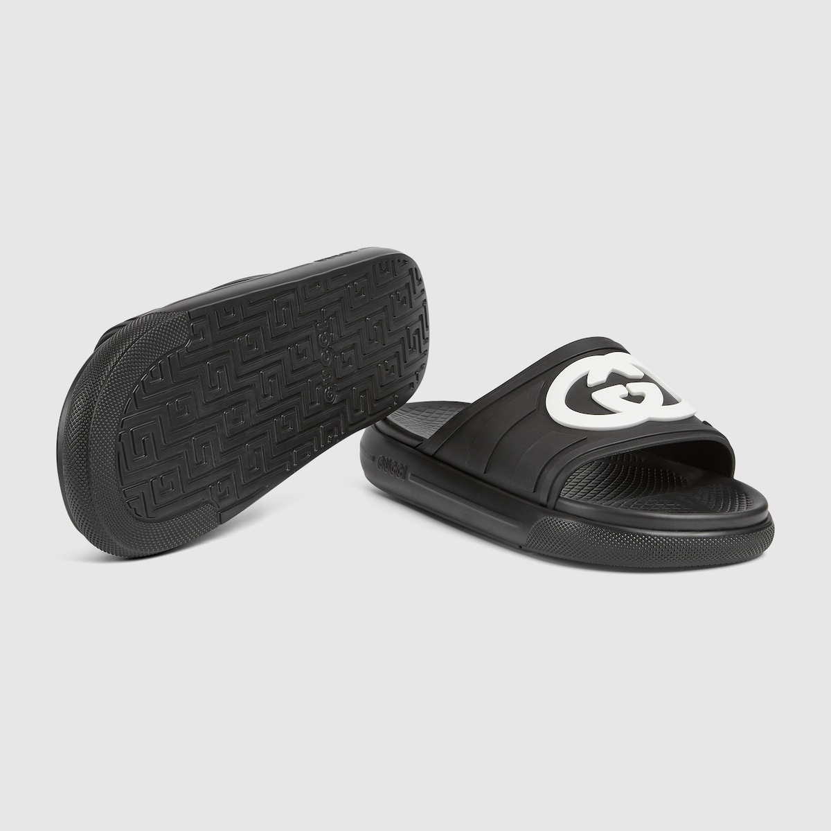 送料込/関税込■GUCCI■Interlocking G スライド GUCCI Men's Interlocking G slide sandal | REVERSIBLE