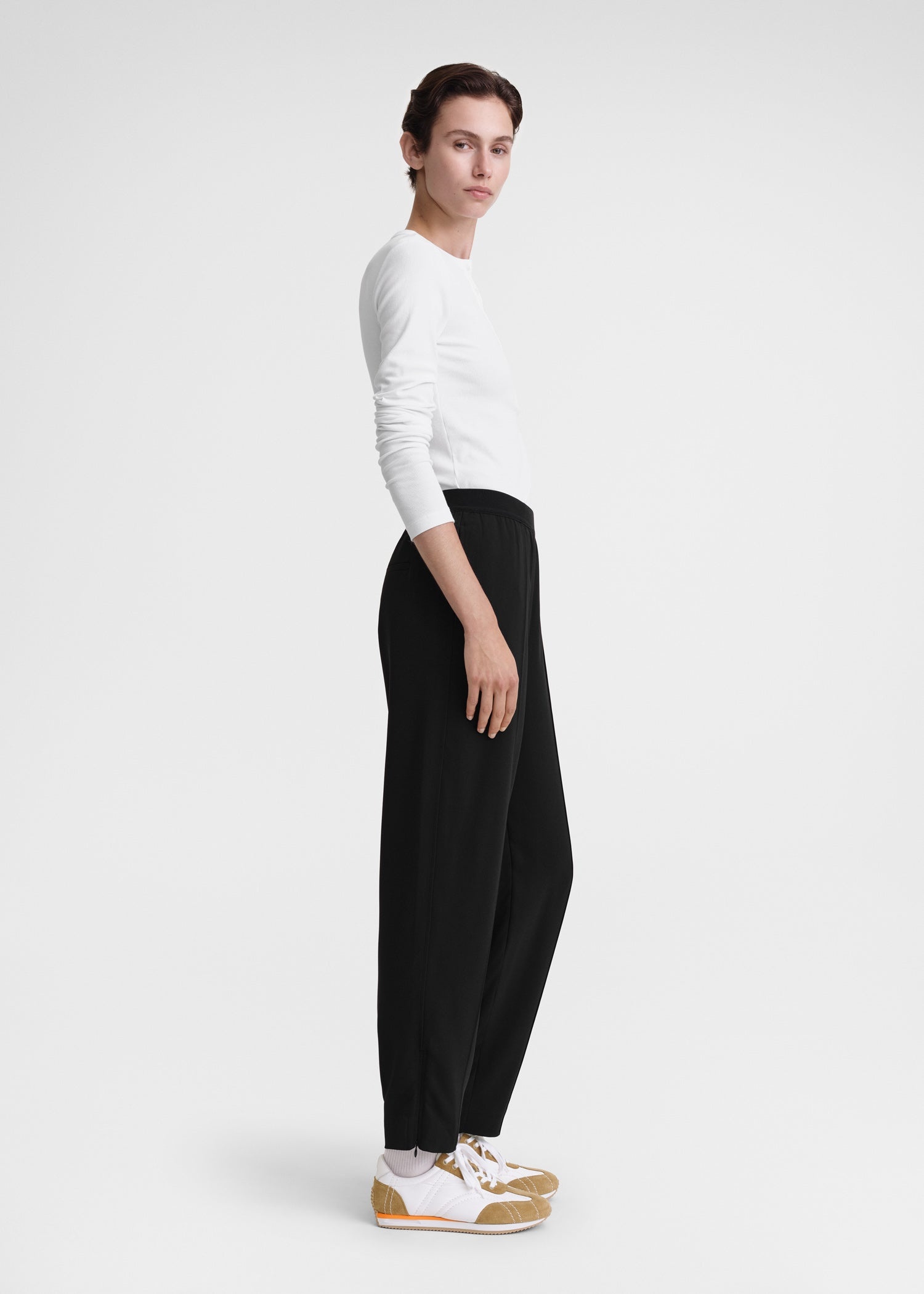 Elastic-waist lounge trousers black - 3