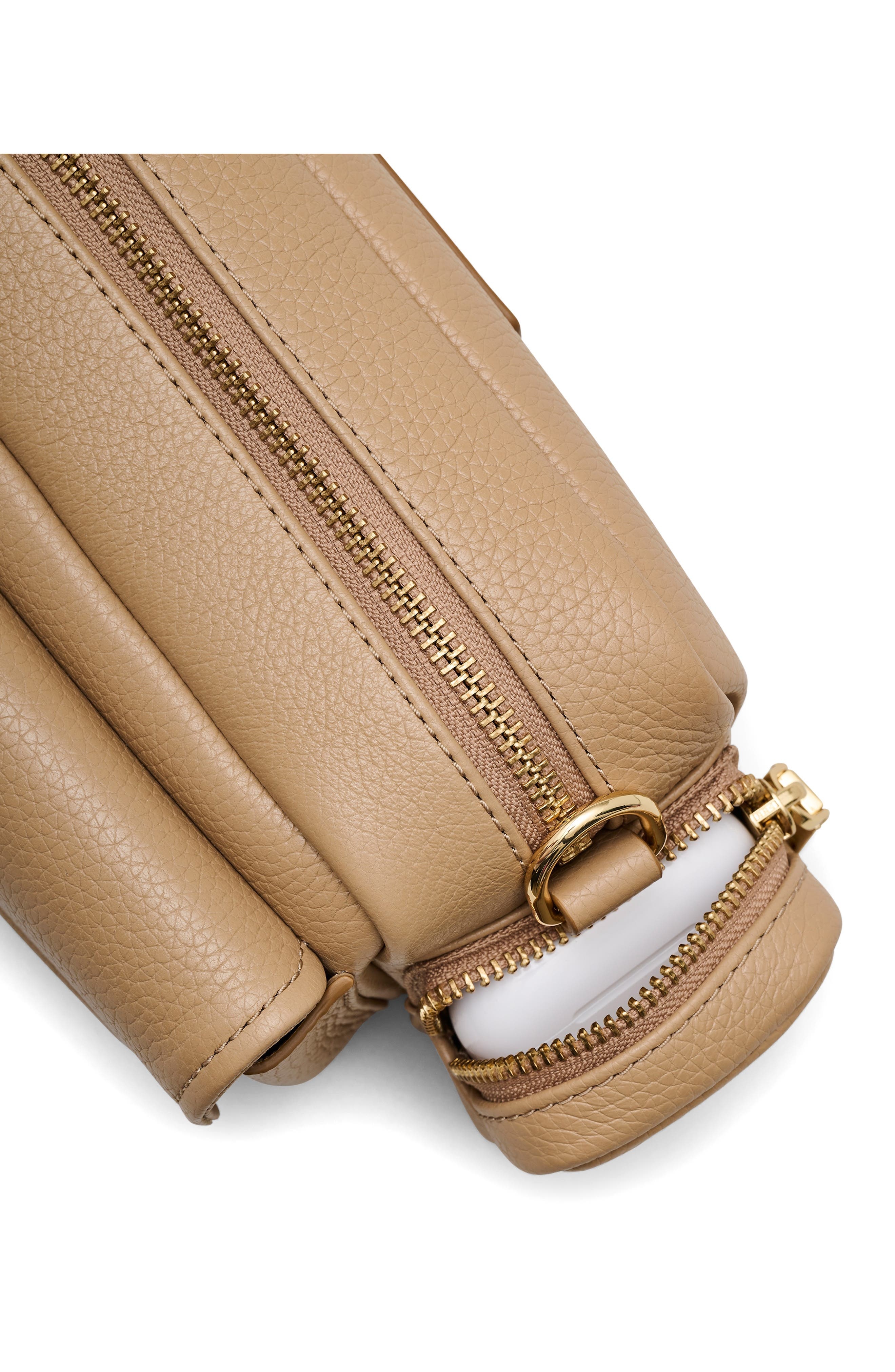 Marc Jacobs The Cargo Leather Shoulder Bag in Camel at Nordstrom - 6