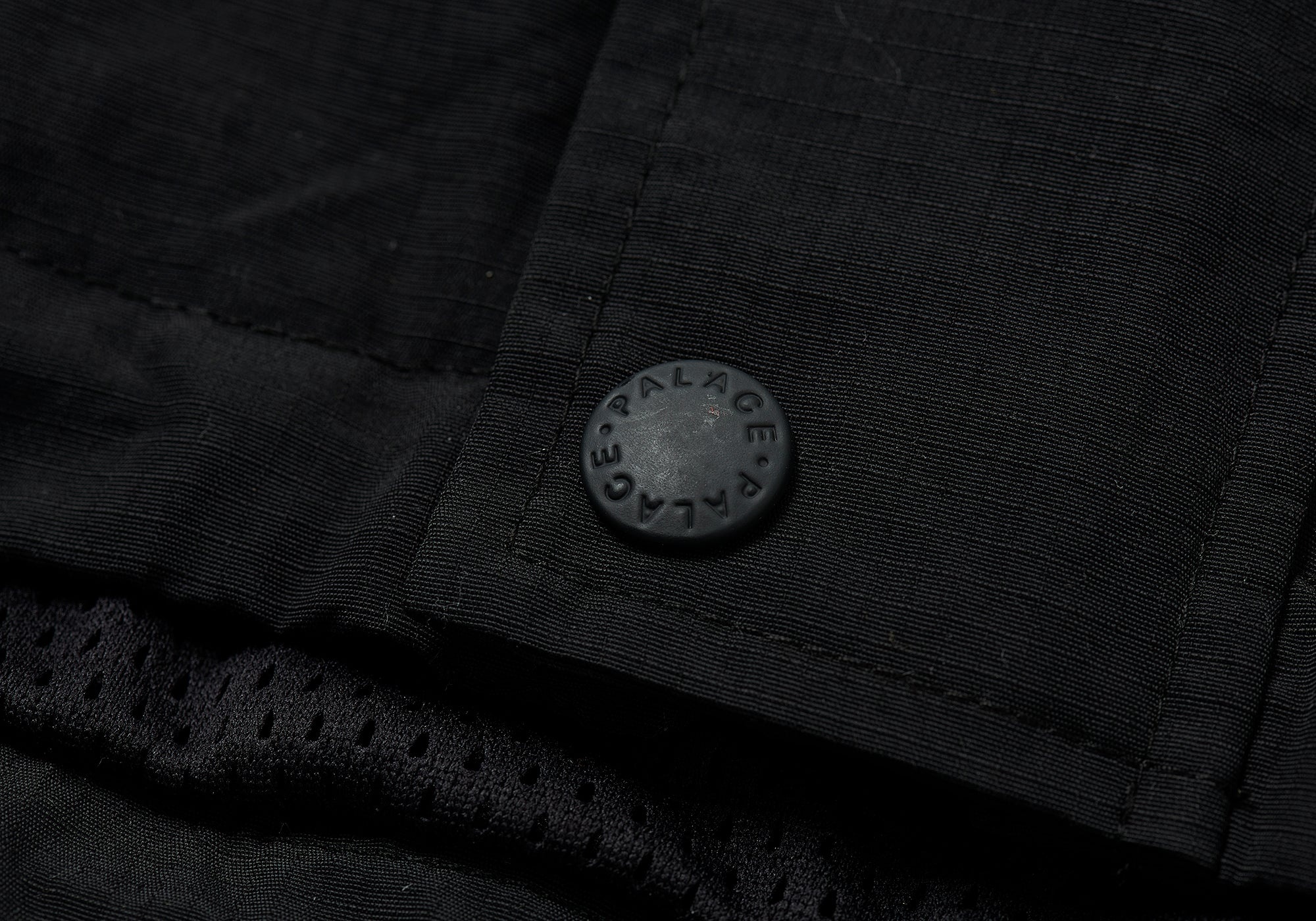 PALACE GONE FISHING JACKET BLACK - P24JK032 | REVERSIBLE